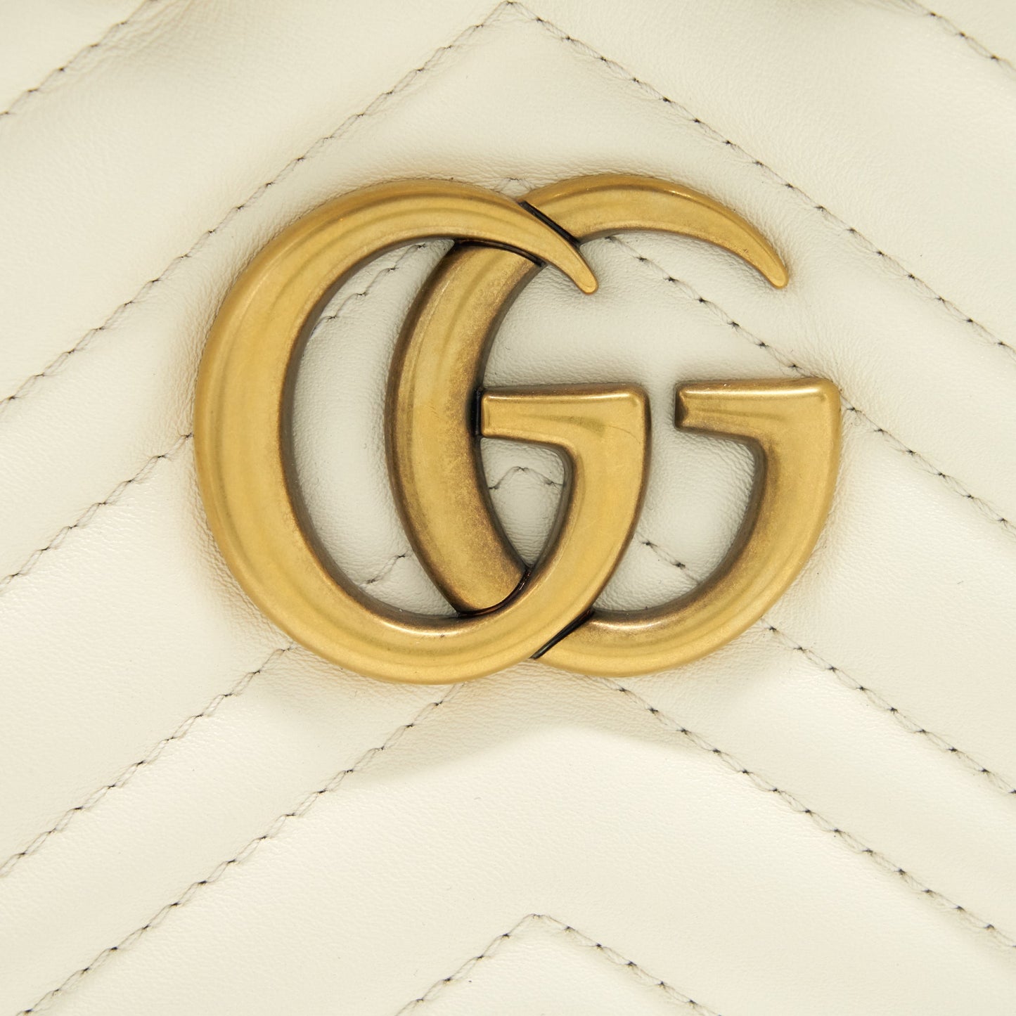 Gucci Bucket Bag White