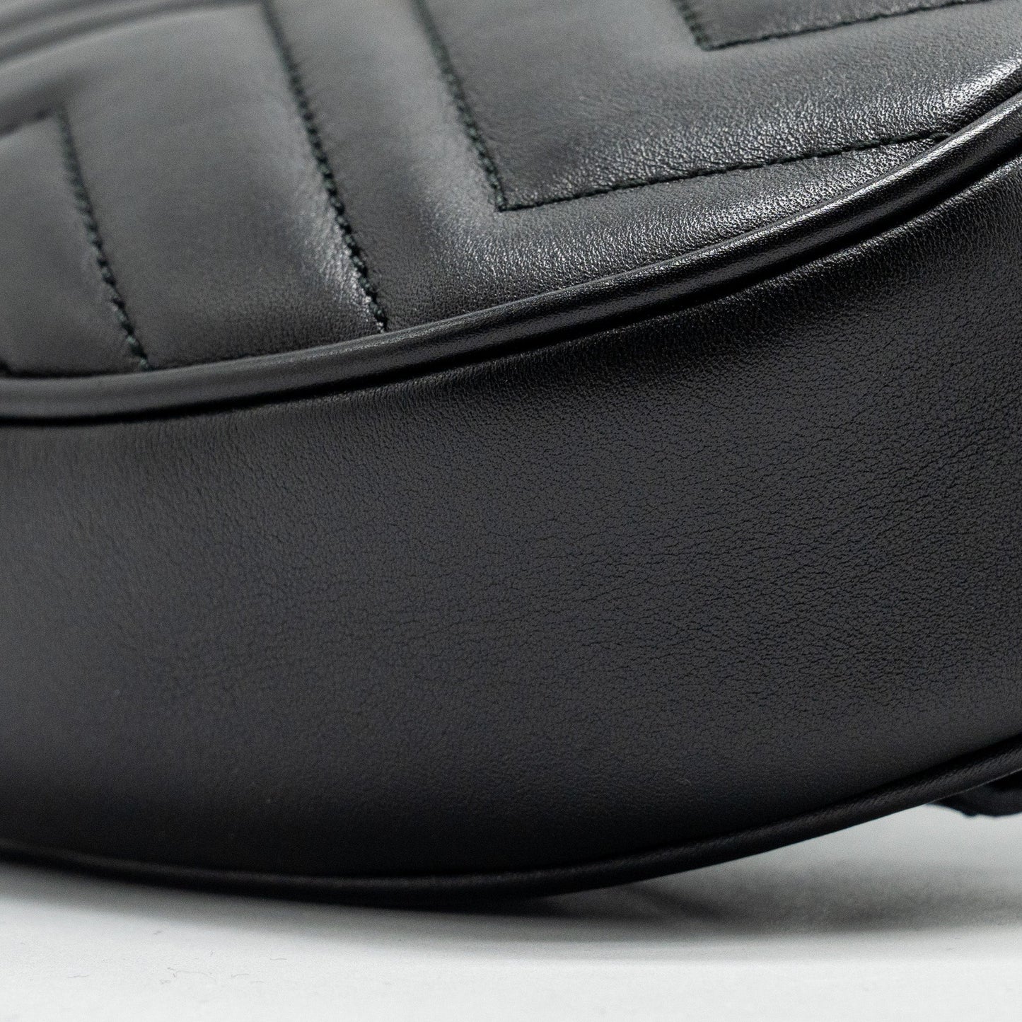 Gucci GG Marmont Belt Bag Calfskin Black