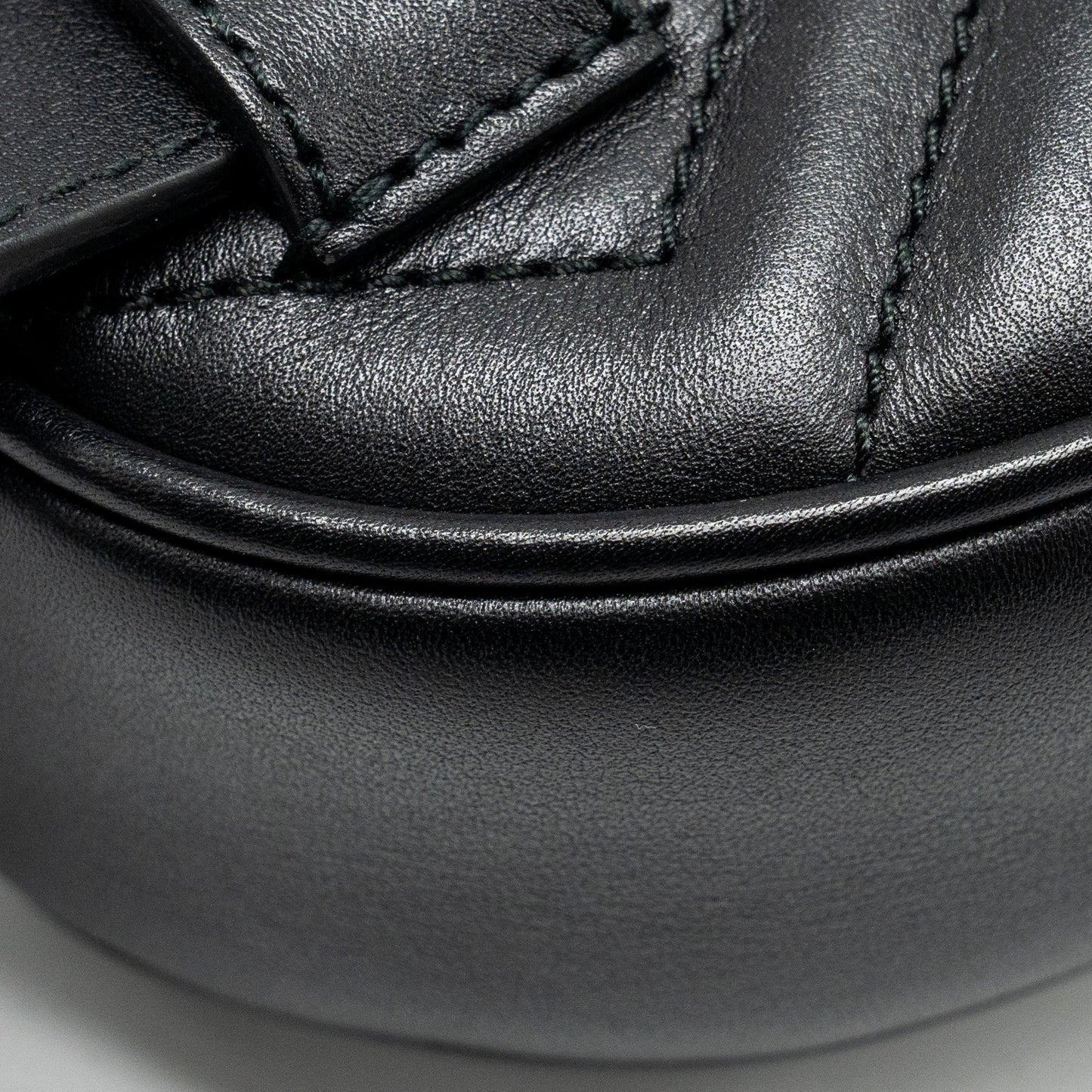 Gucci GG Marmont Belt Bag Calfskin Black