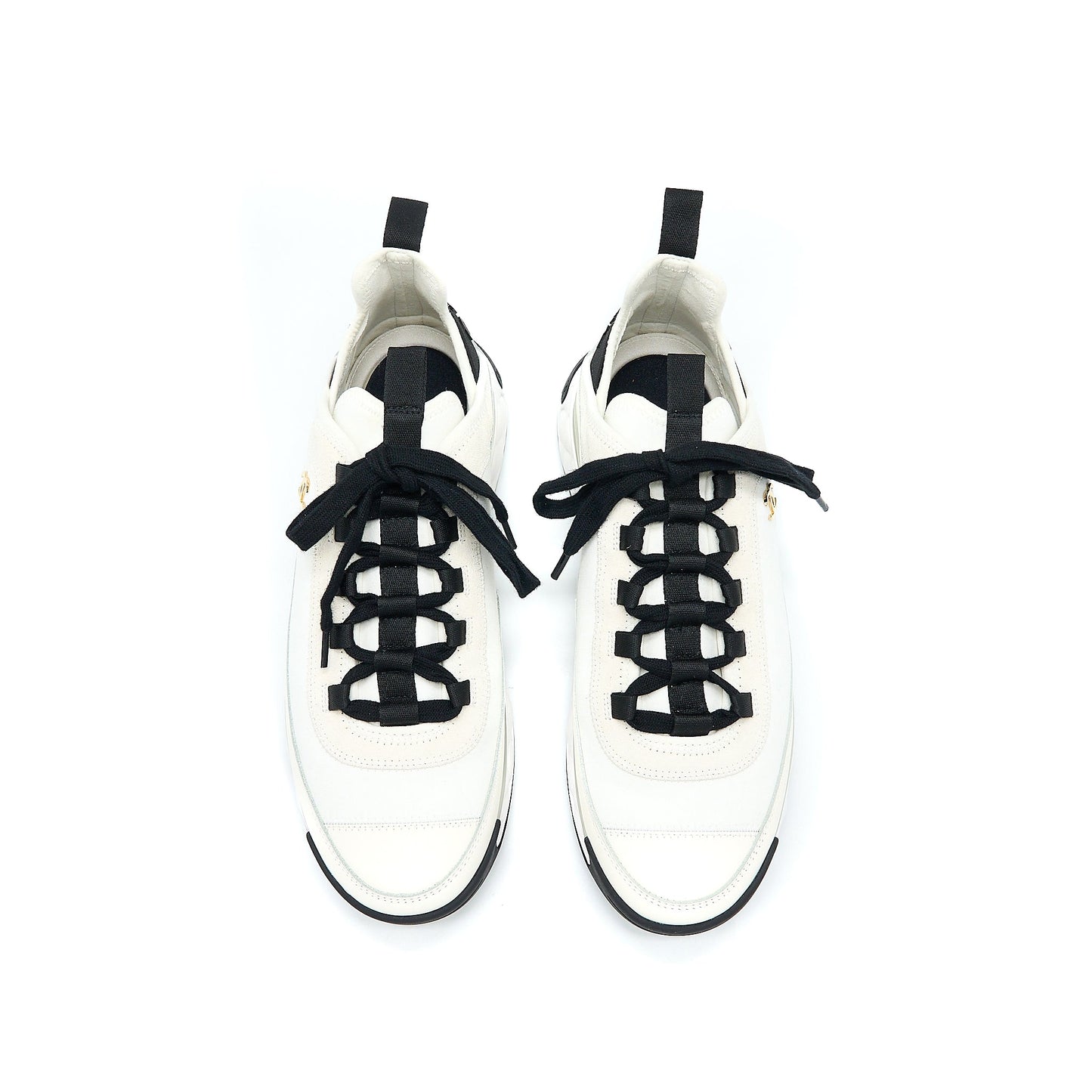 Chanel Size 41 Sport Trail Sneaker Suede/Calfskin White/Black