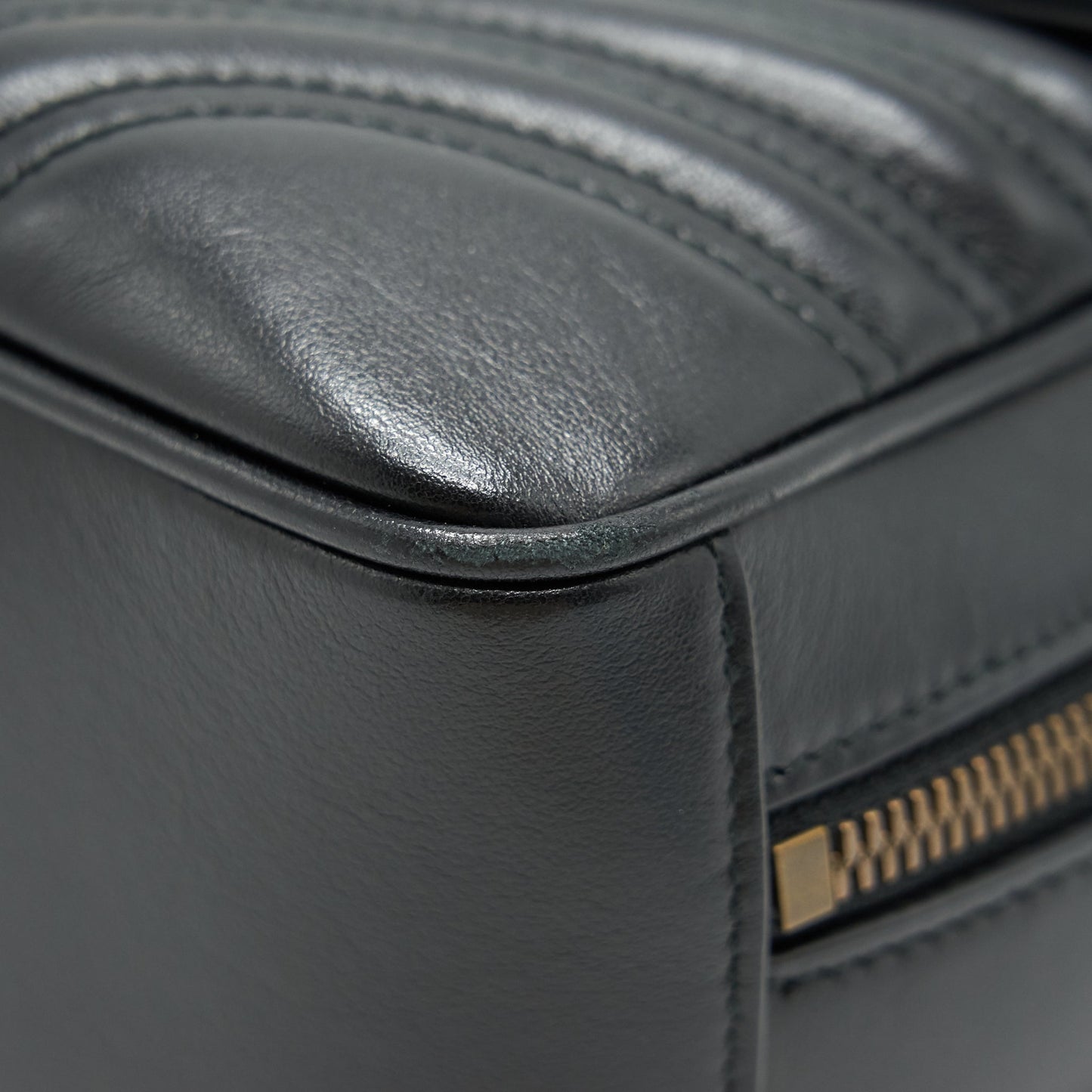 GUCCI GG MARMONT MATELASS� SHOULDER BAG BLACK