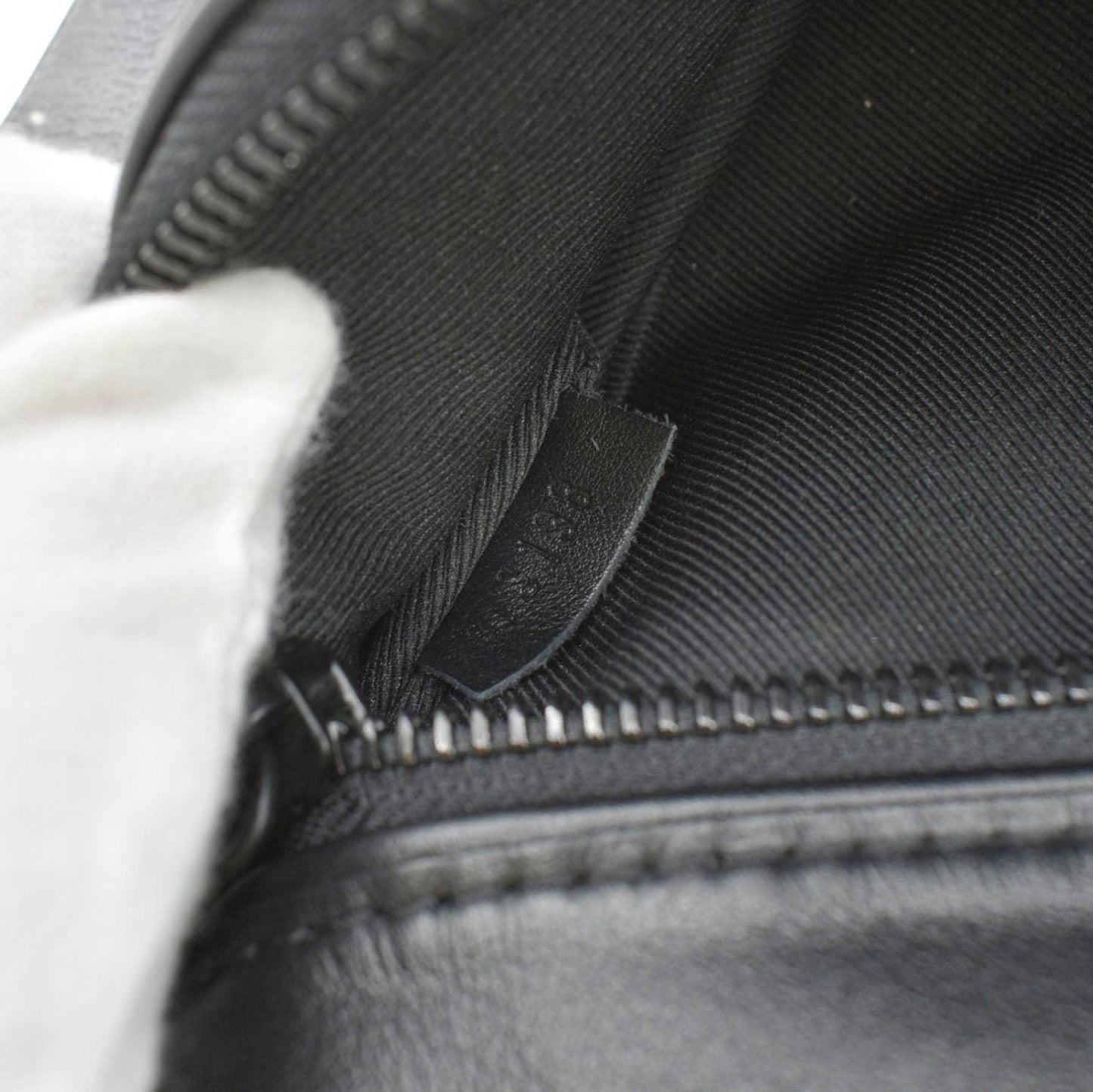 LOUIS VUITTON Discovery Monogram Galaxy Bumbag Black