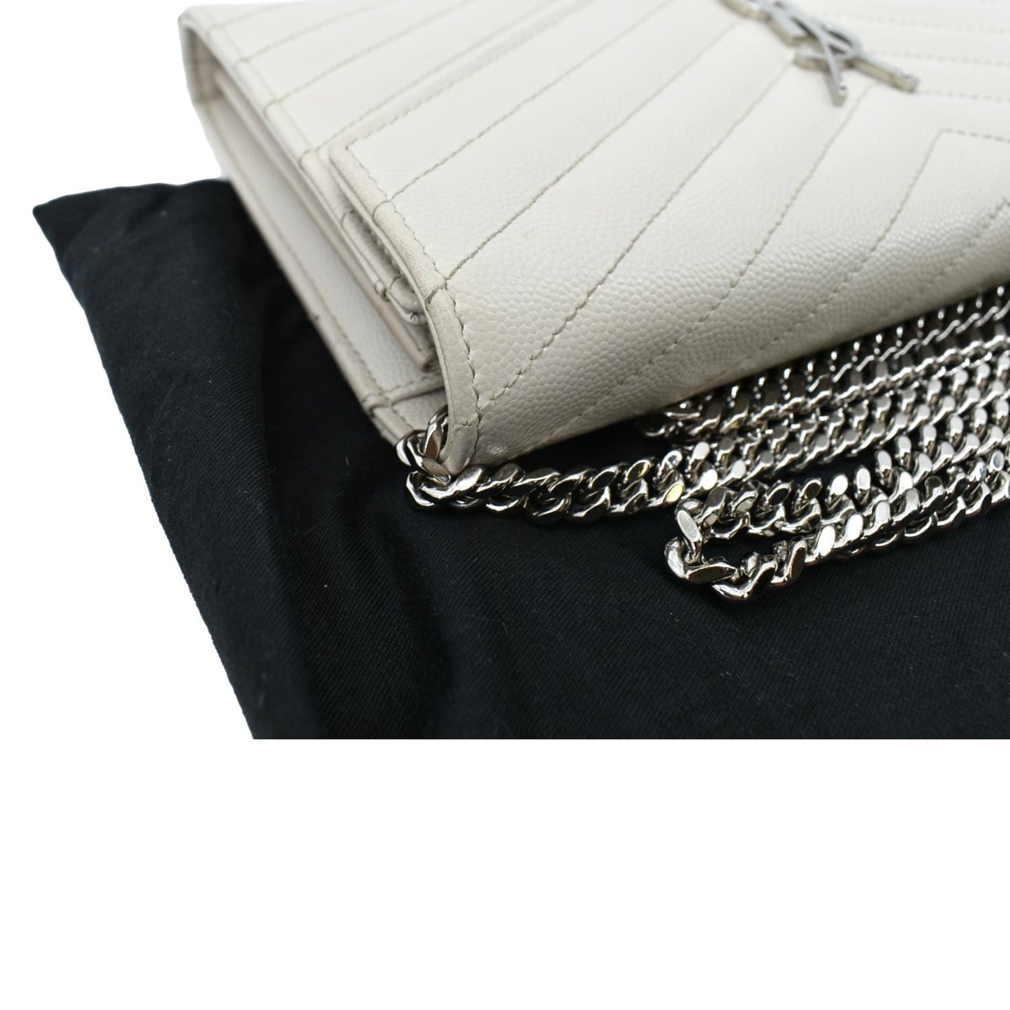 YVES SAINT LAURENT Grain De Poudre Envelope Chain Bag White