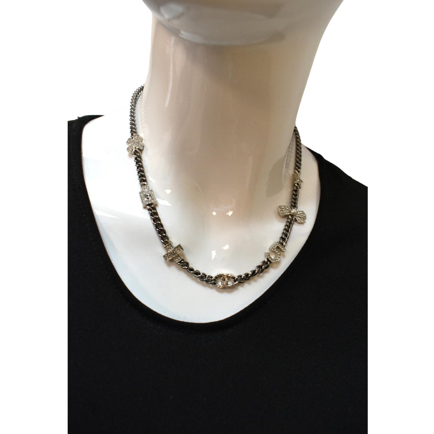 CHANEL CC Star Pearl Round Metal Necklace Silver