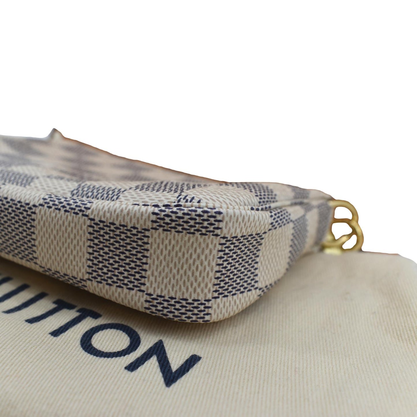 LOUIS VUITTON Mini Pochette Damier Azur Accessories Pouch White