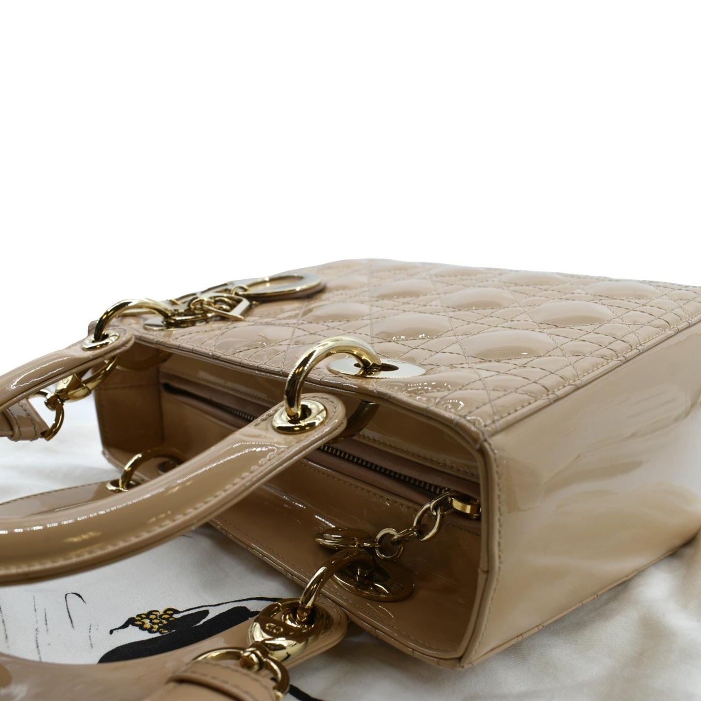 CHRISTIAN DIOR Medium Lady Dior Cannage Patent Leather Shoulder Bag Tan