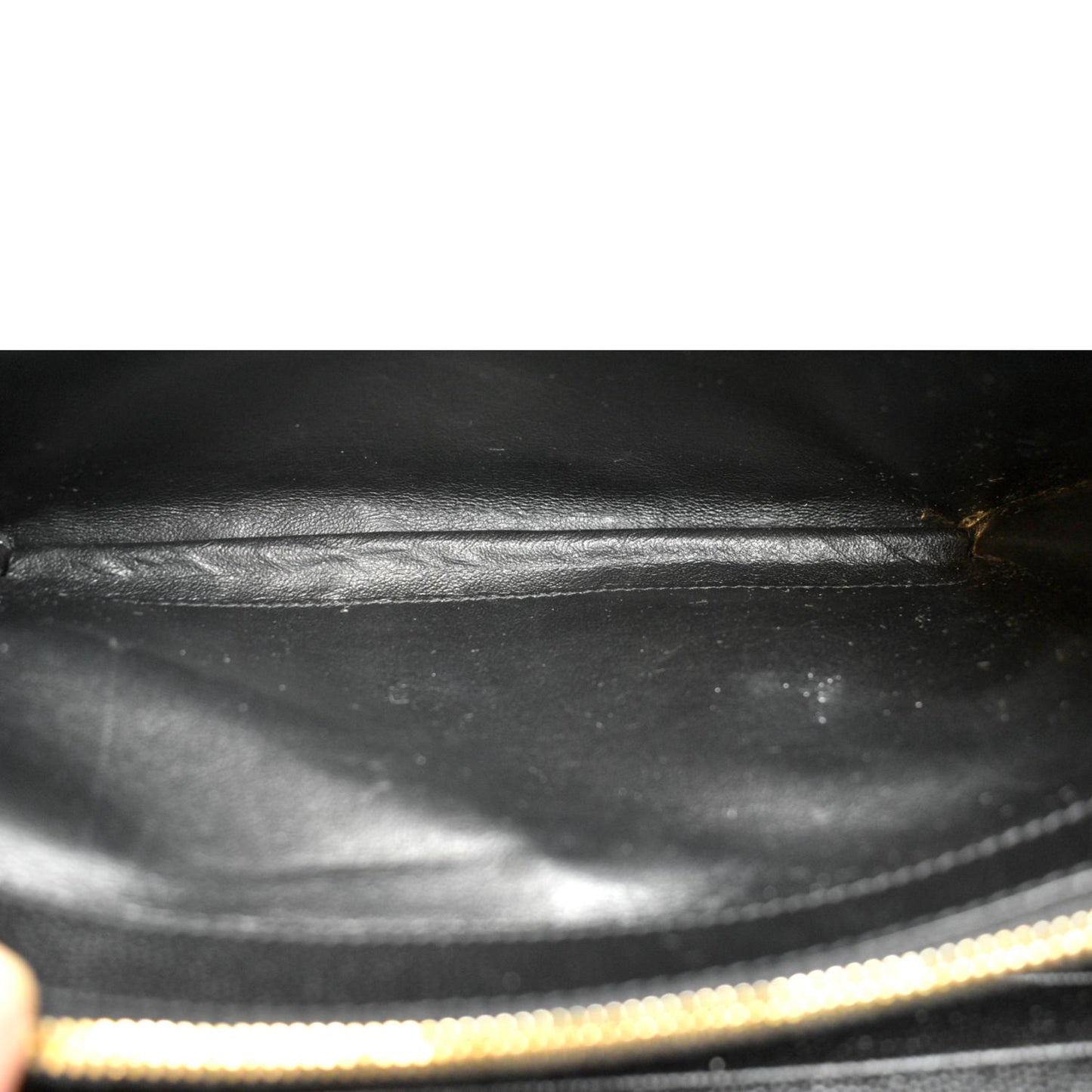 YVES SAINT LAURENT Chevron Grain De Poudre Envelope Chain Bag Black - Sold