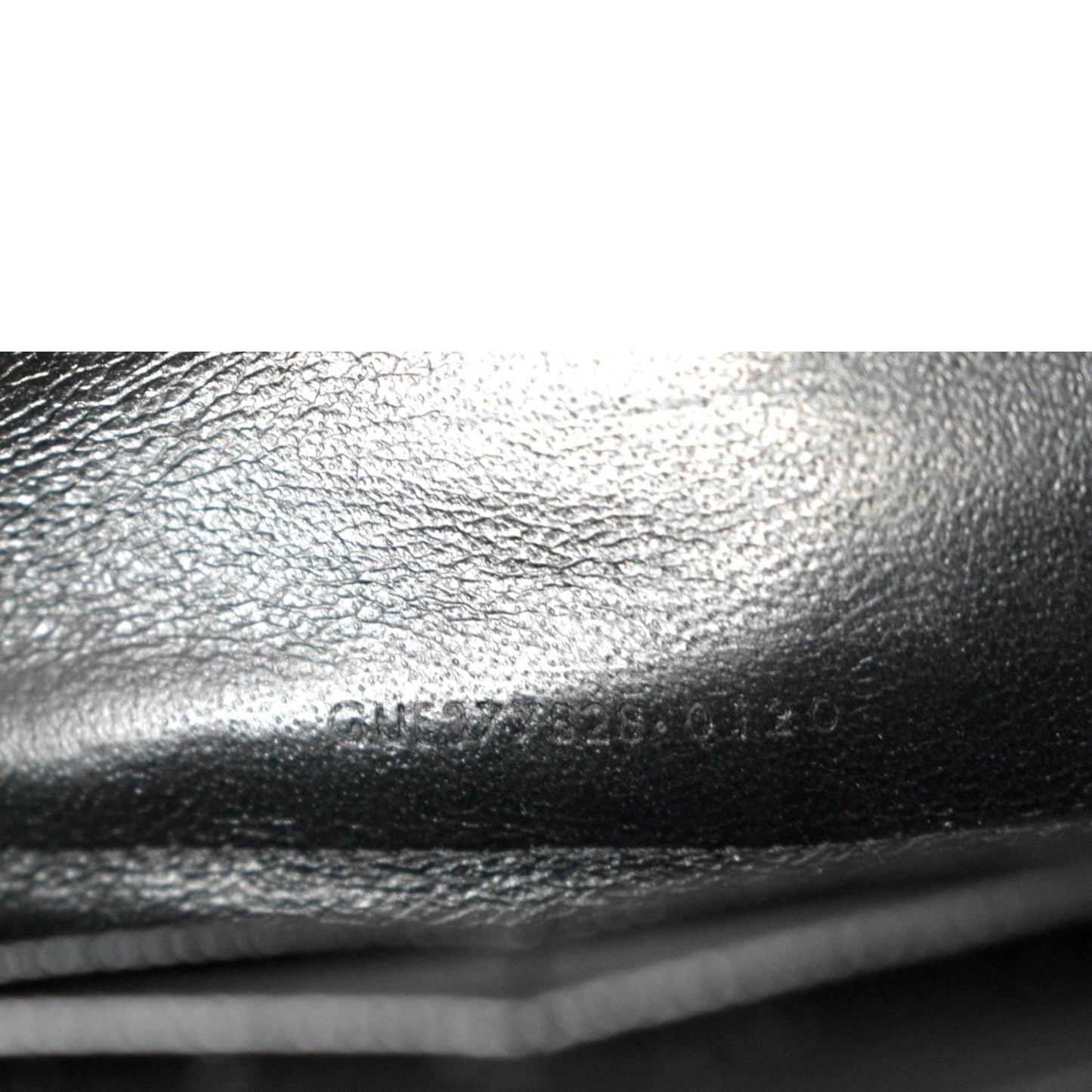 YVES SAINT LAURENT Chevron Grain De Poudre Envelope Chain Bag Black - Sold