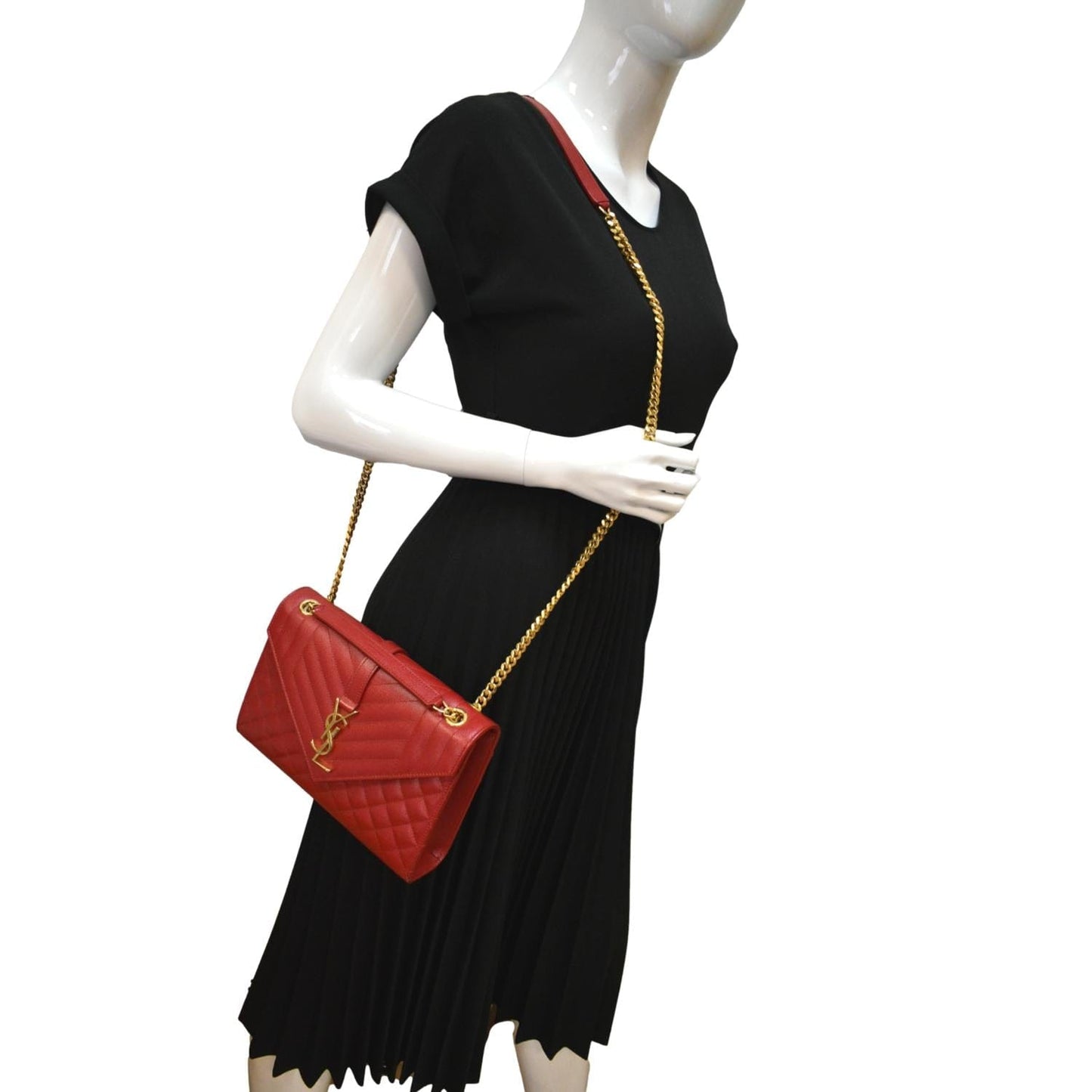 YVES SAINT LAURENT Medium Envelope Leather Chain Shoulder Bag Red