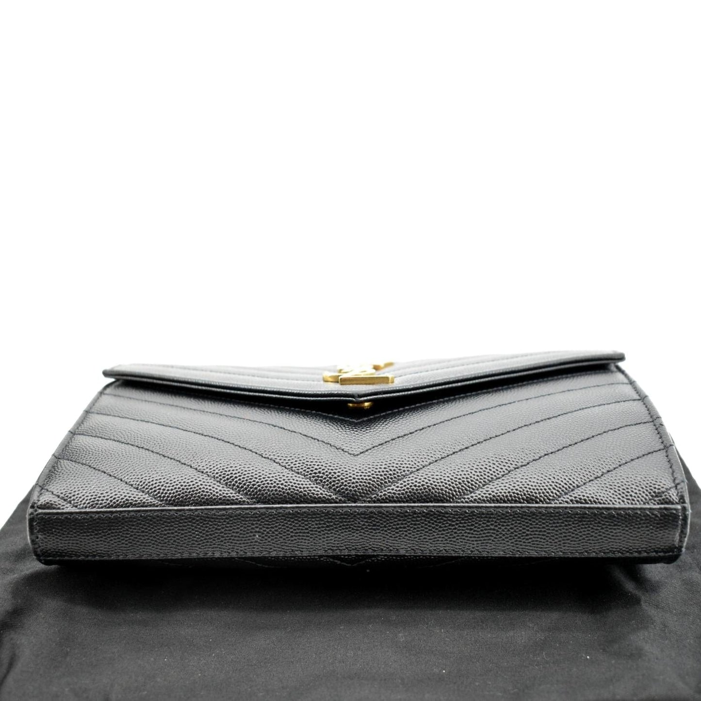 YVES SAINT LAURENT Chevron Grain De Poudre Envelope Chain Bag Black - Sold