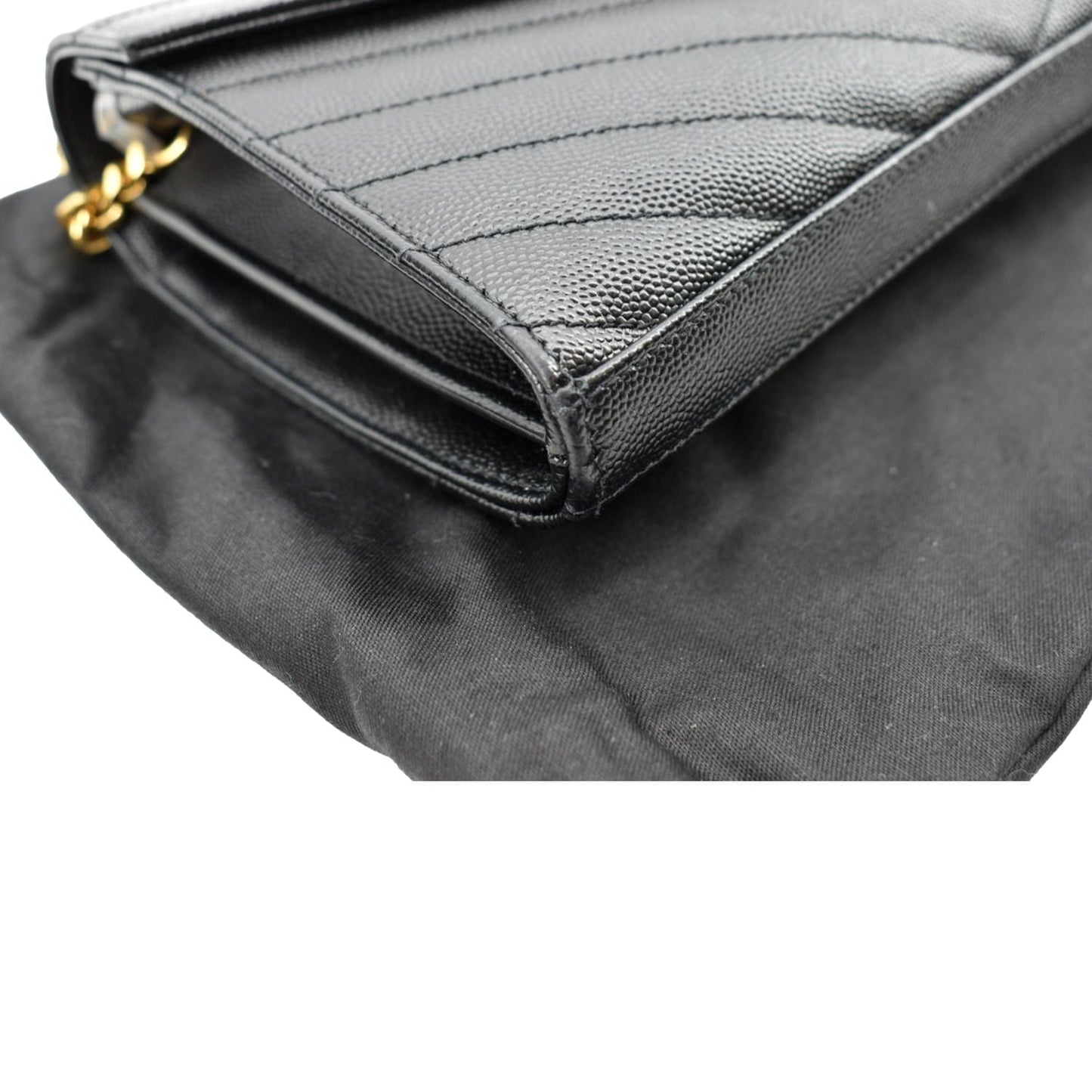 YVES SAINT LAURENT Chevron Grain De Poudre Envelope Chain Bag Black - Sold