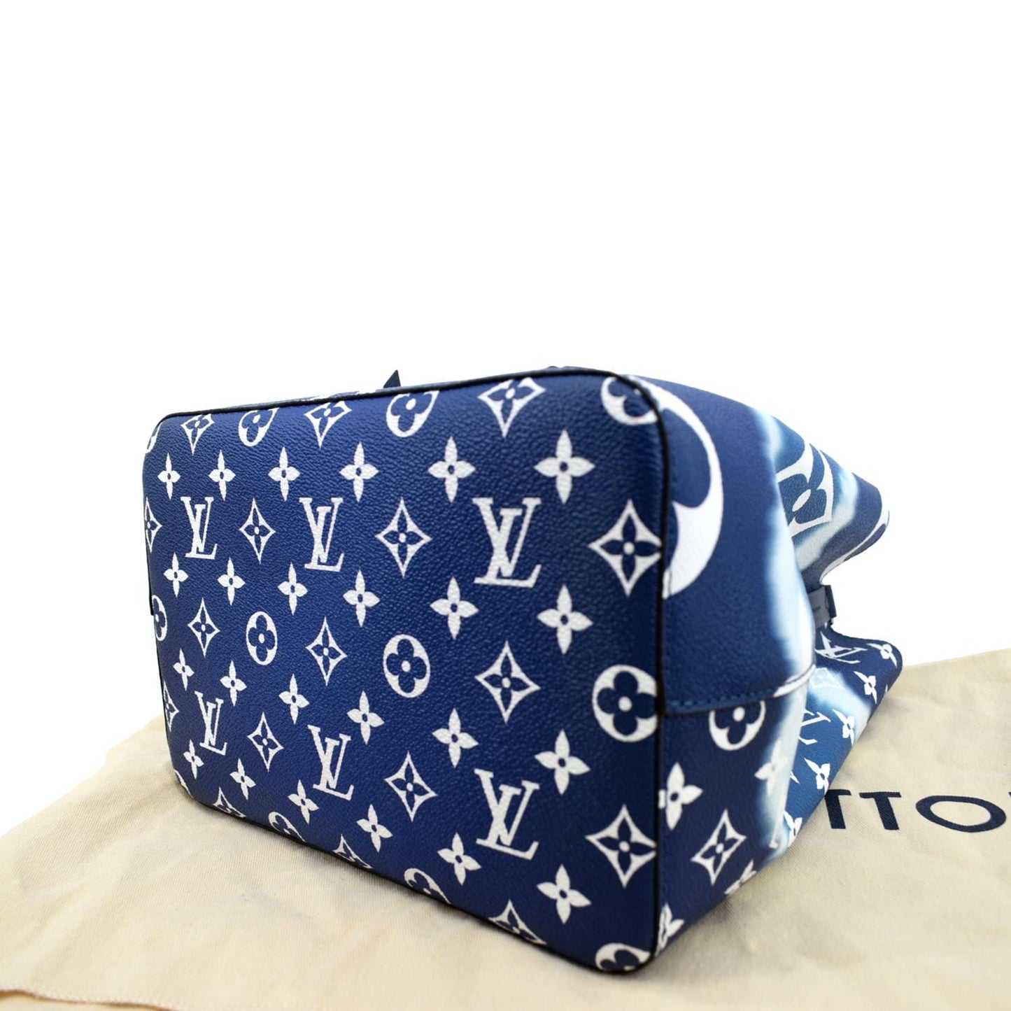 LOUIS VUITTON Escale Neonoe MM Monogram Giant Shoulder Bag Blue