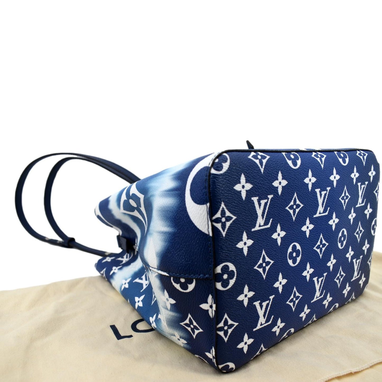LOUIS VUITTON Escale Neonoe MM Monogram Giant Shoulder Bag Blue
