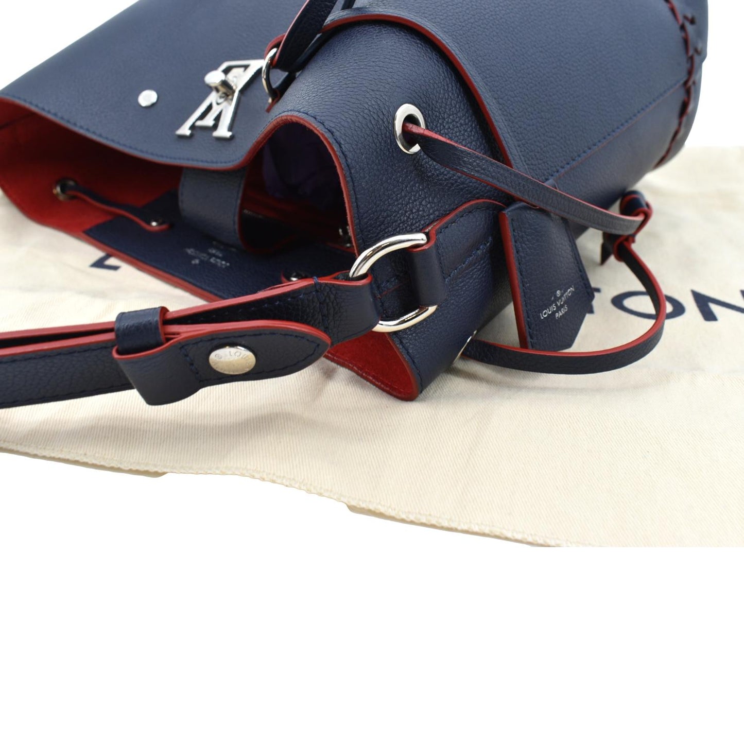 LOUIS VUITTON Lockme Bucket Calf Leather Shoulder Bag Marine Rouge