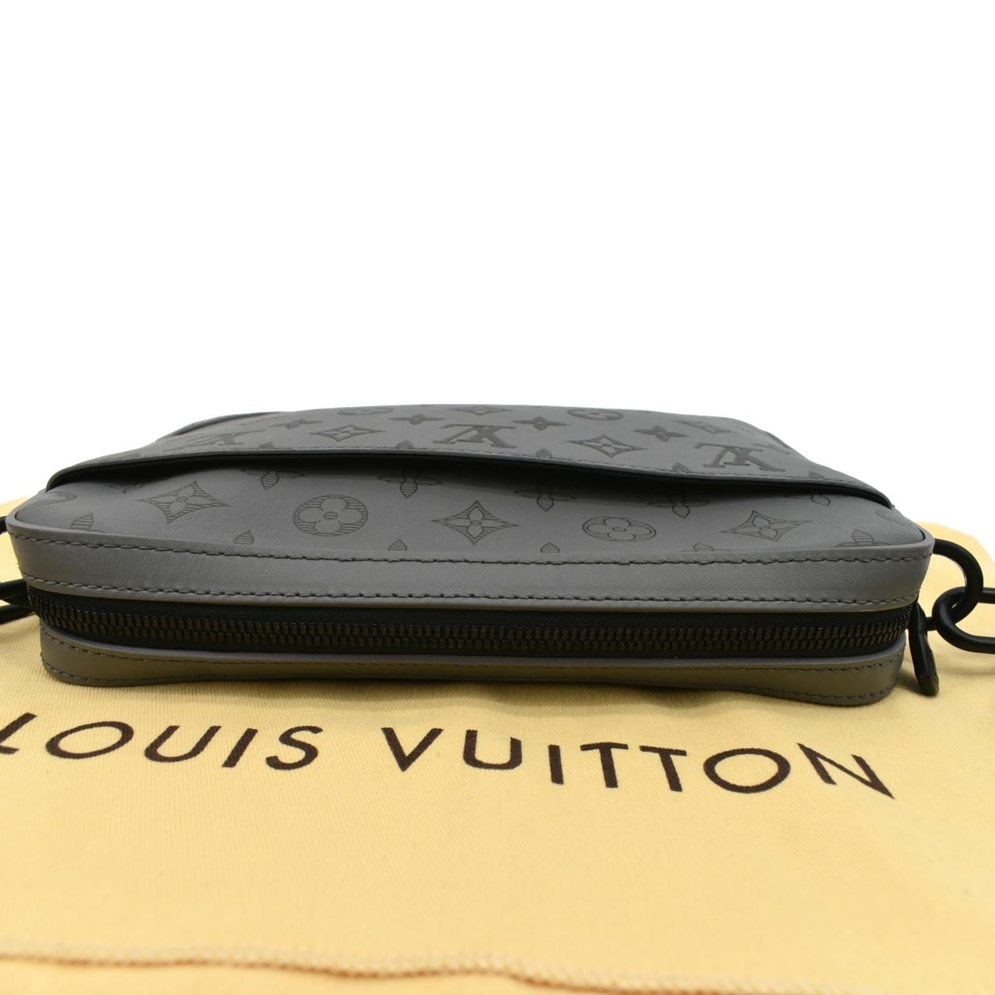 LOUIS VUITTON Duo Messenger Monogram Shadow Leather Shoulder Bag Grey