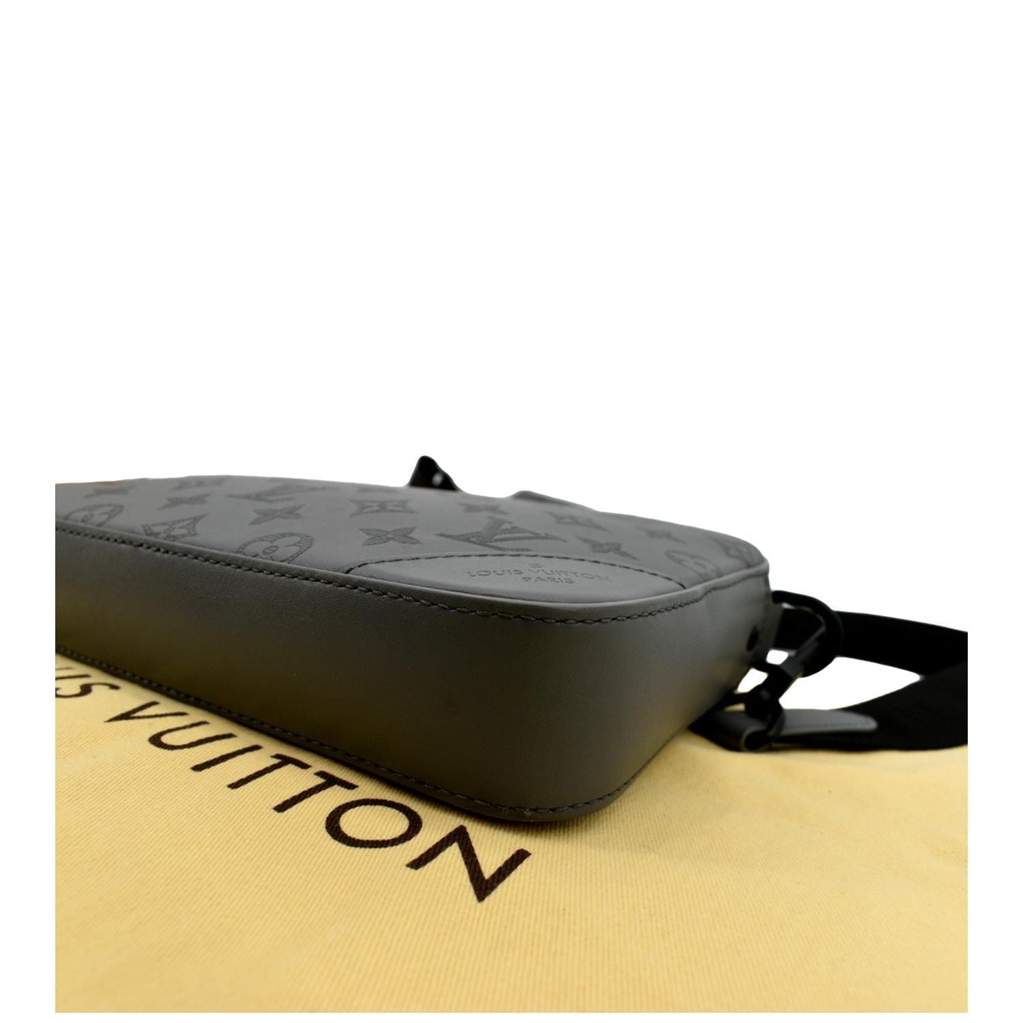 LOUIS VUITTON Duo Messenger Monogram Shadow Leather Shoulder Bag Grey