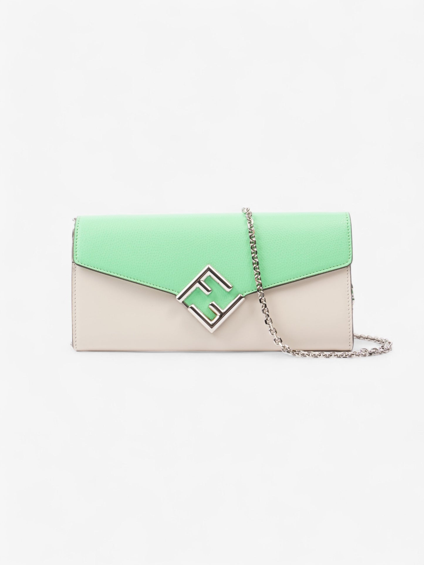 Fendi Continental Wallet on Chain Edamame / Latte Leather