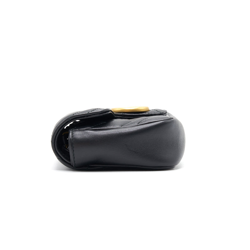 Gucci GG Marmont Matelassé Leather Super Mini Bag