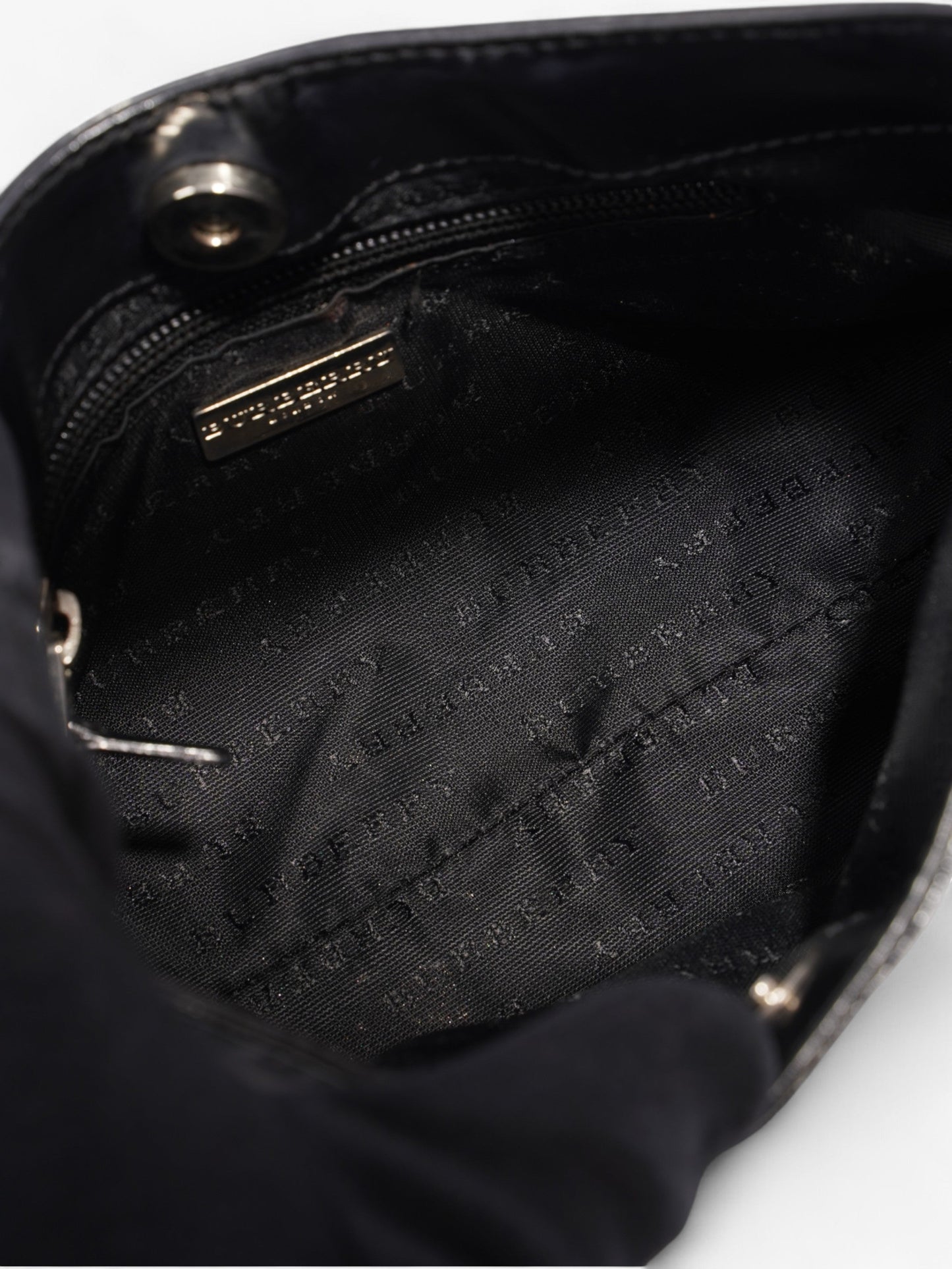 Burberry Check Shoulder Bag Nova Check / Black Coated Canvas