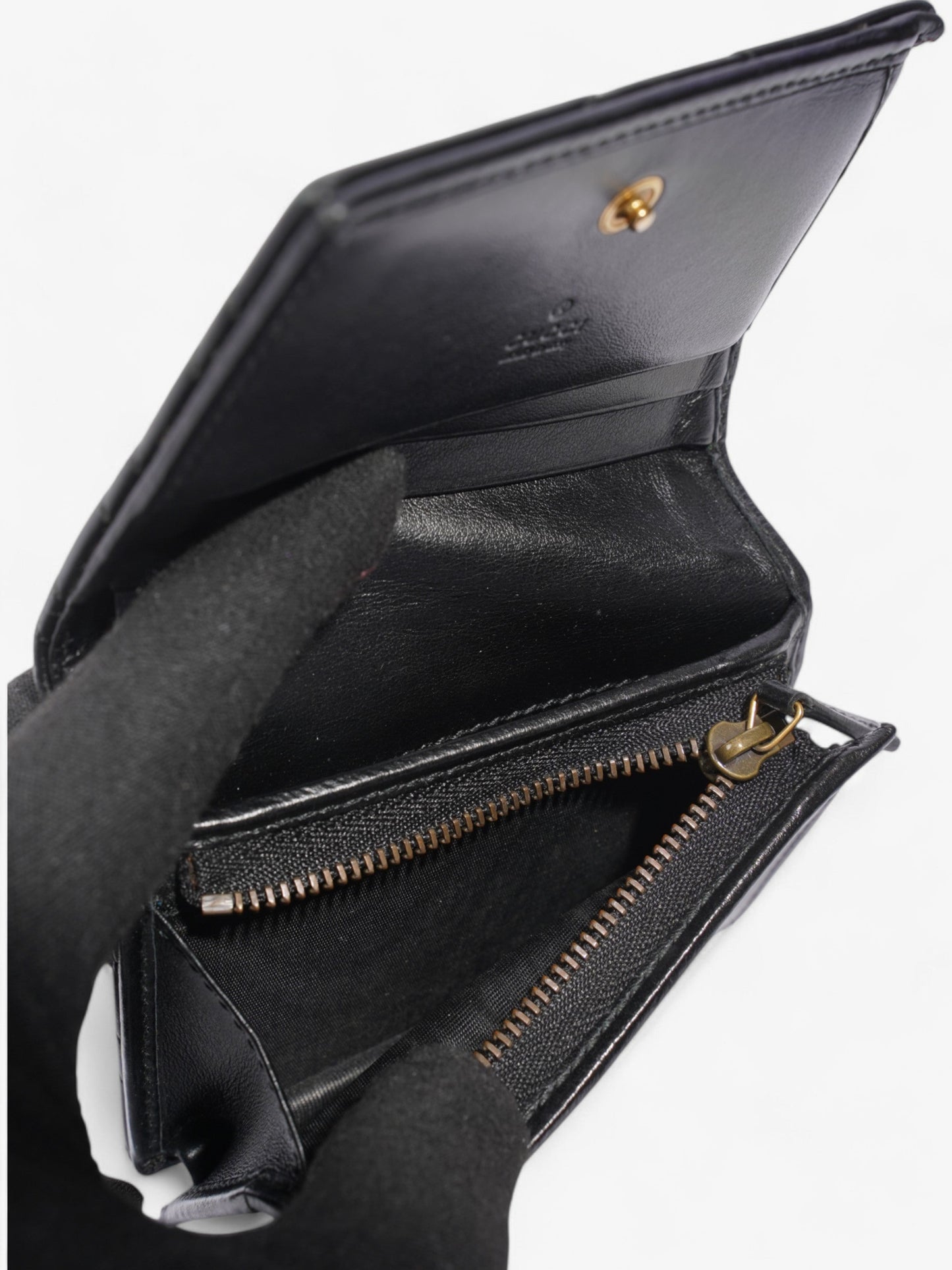 Gucci GG Marmont Card Case Wallet Black / Gold Matelasse Leather