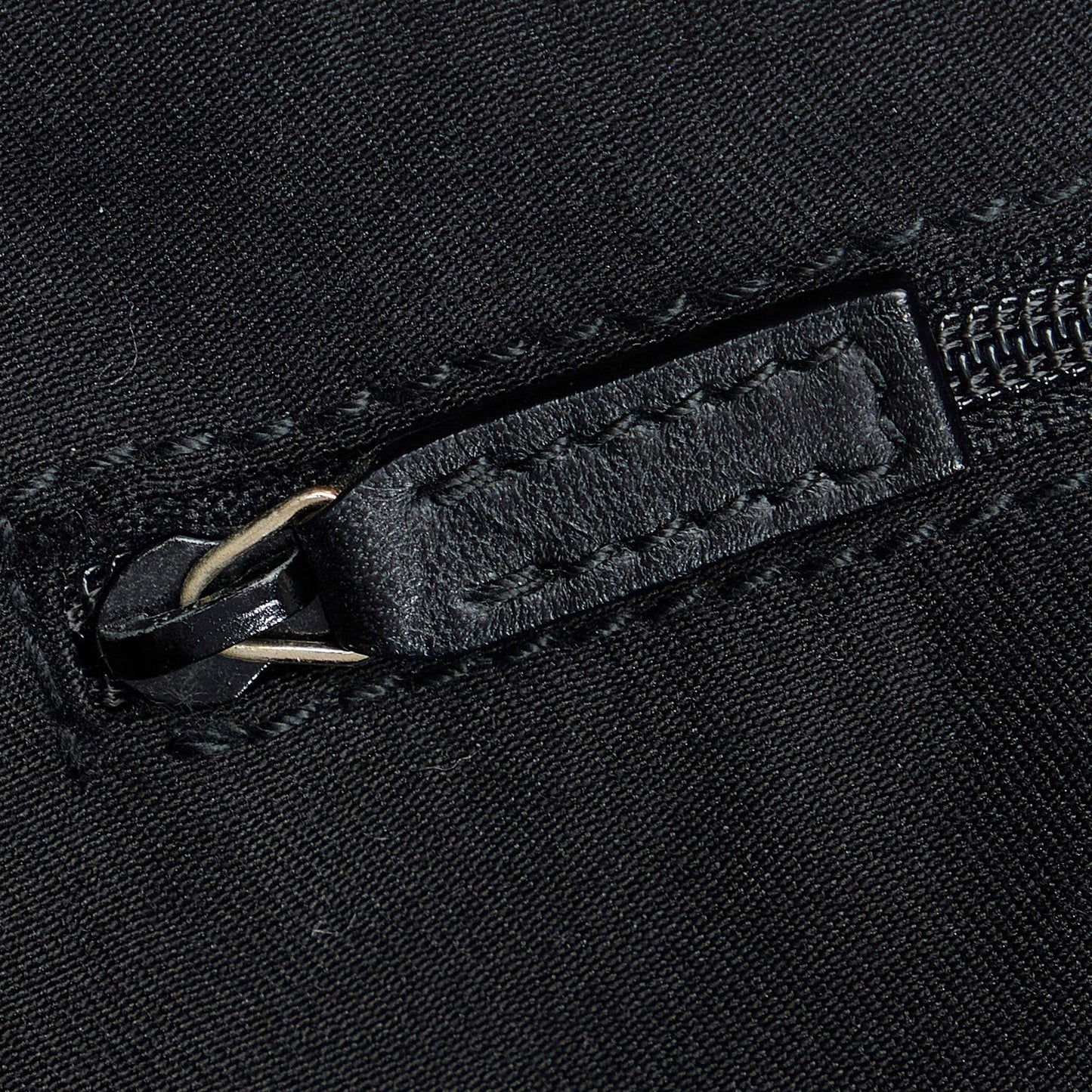 Gucci Abbey D-Ring Handbag (SHG-XnwMif)