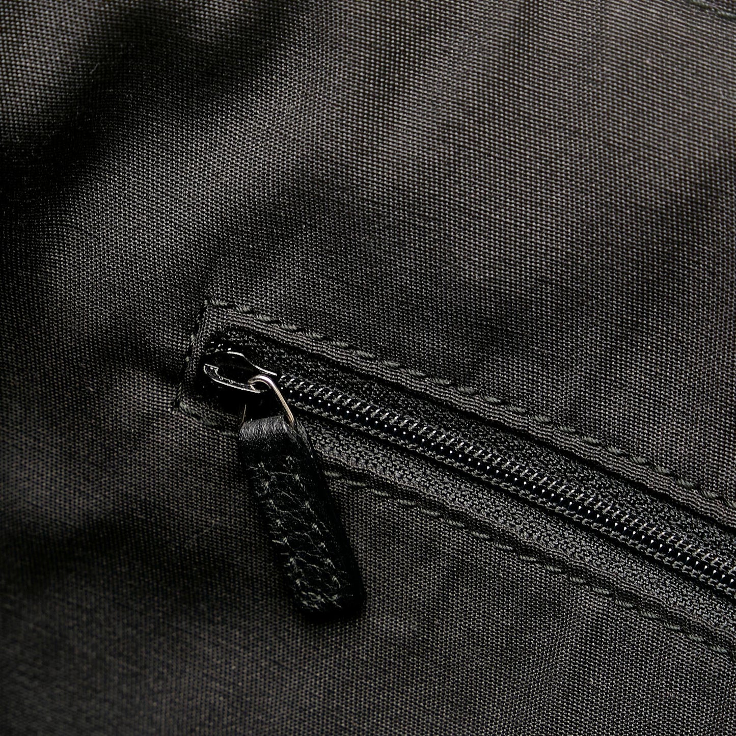 Gucci GG Canvas Abbey D-Ring Tote Bag (SHG-L70aPG)