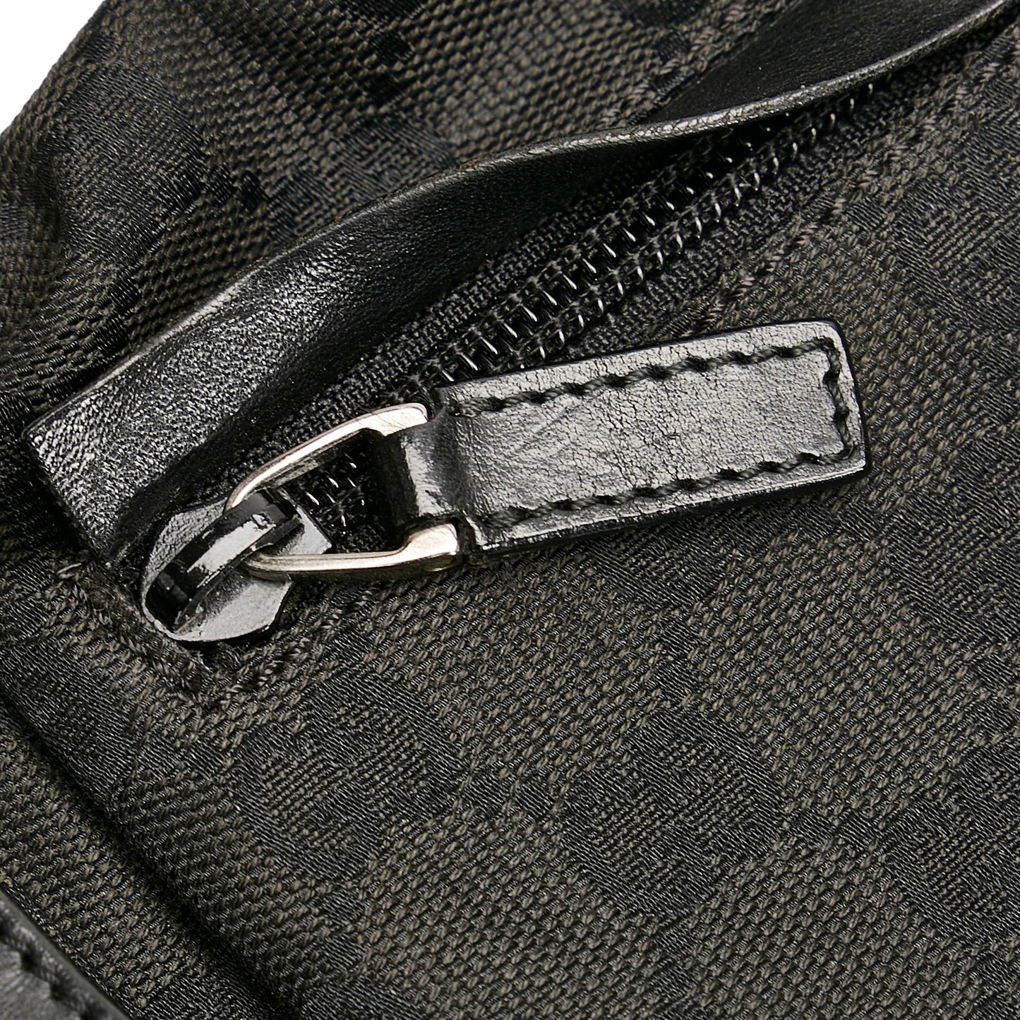 Gucci GG Canvas Belt Bag (SHG-Pvi0rA)