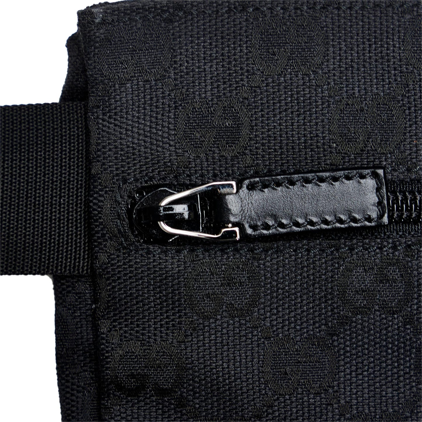 Gucci GG Canvas Belt Bag (SHG-CBVv3w)