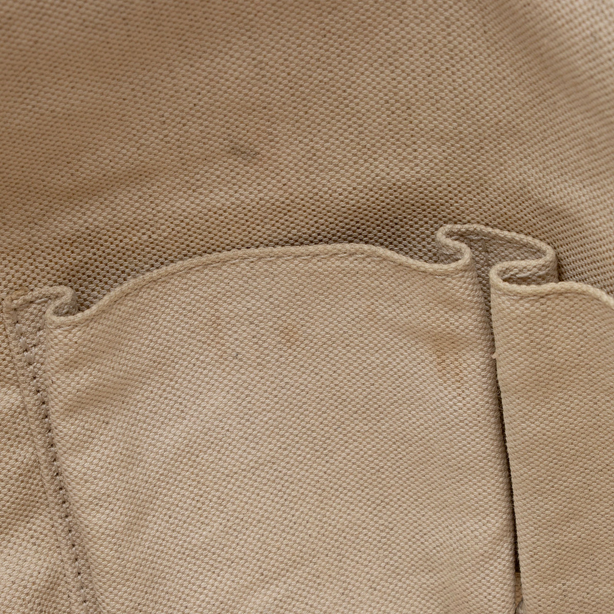 Gucci GG Canvas Bree Small Shoulder Bag (SHF-XhboVD)