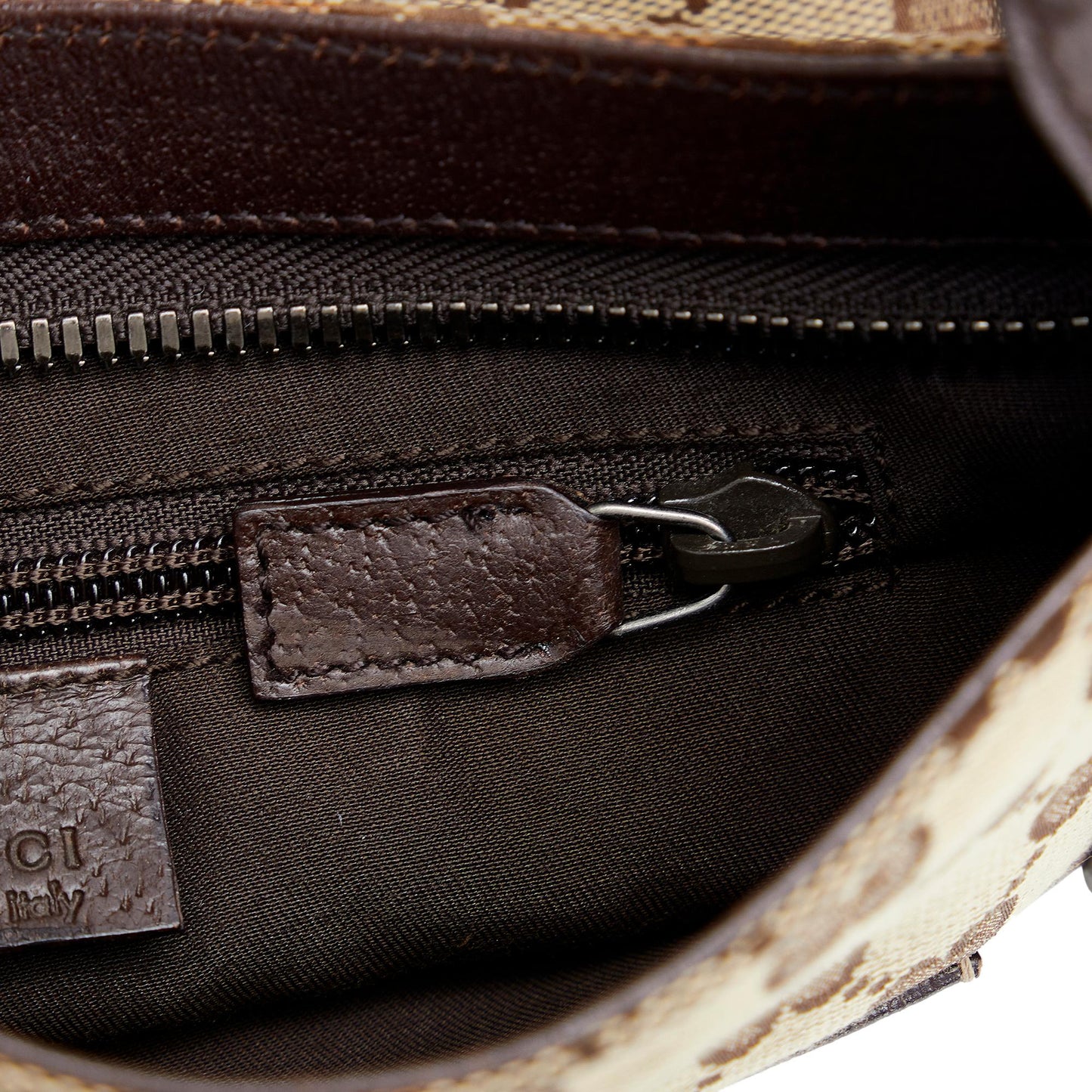 Gucci GG Canvas Crossbody (SHG-KjzGux)