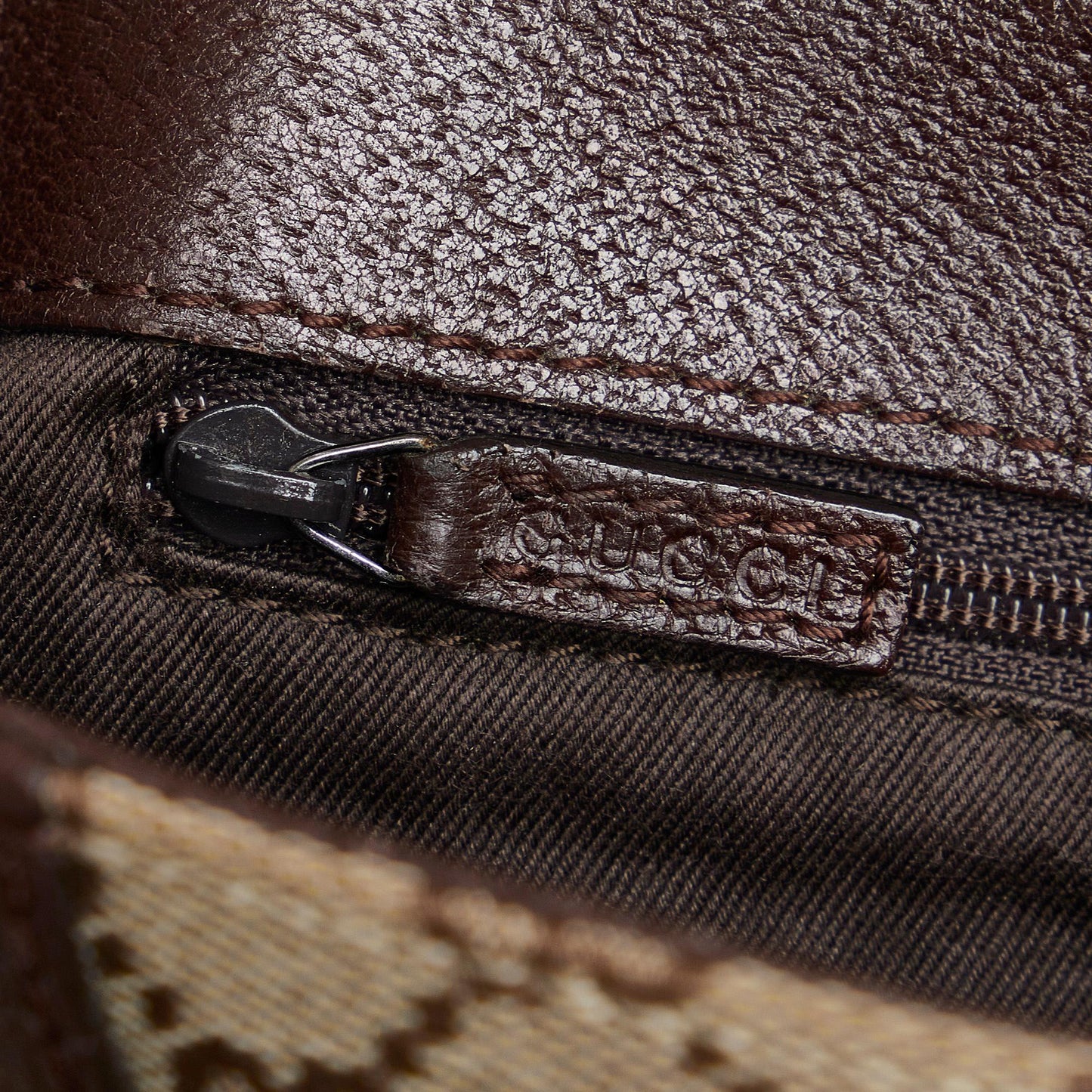 Gucci GG Canvas Flap Handbag (SHG-wwcrBP)