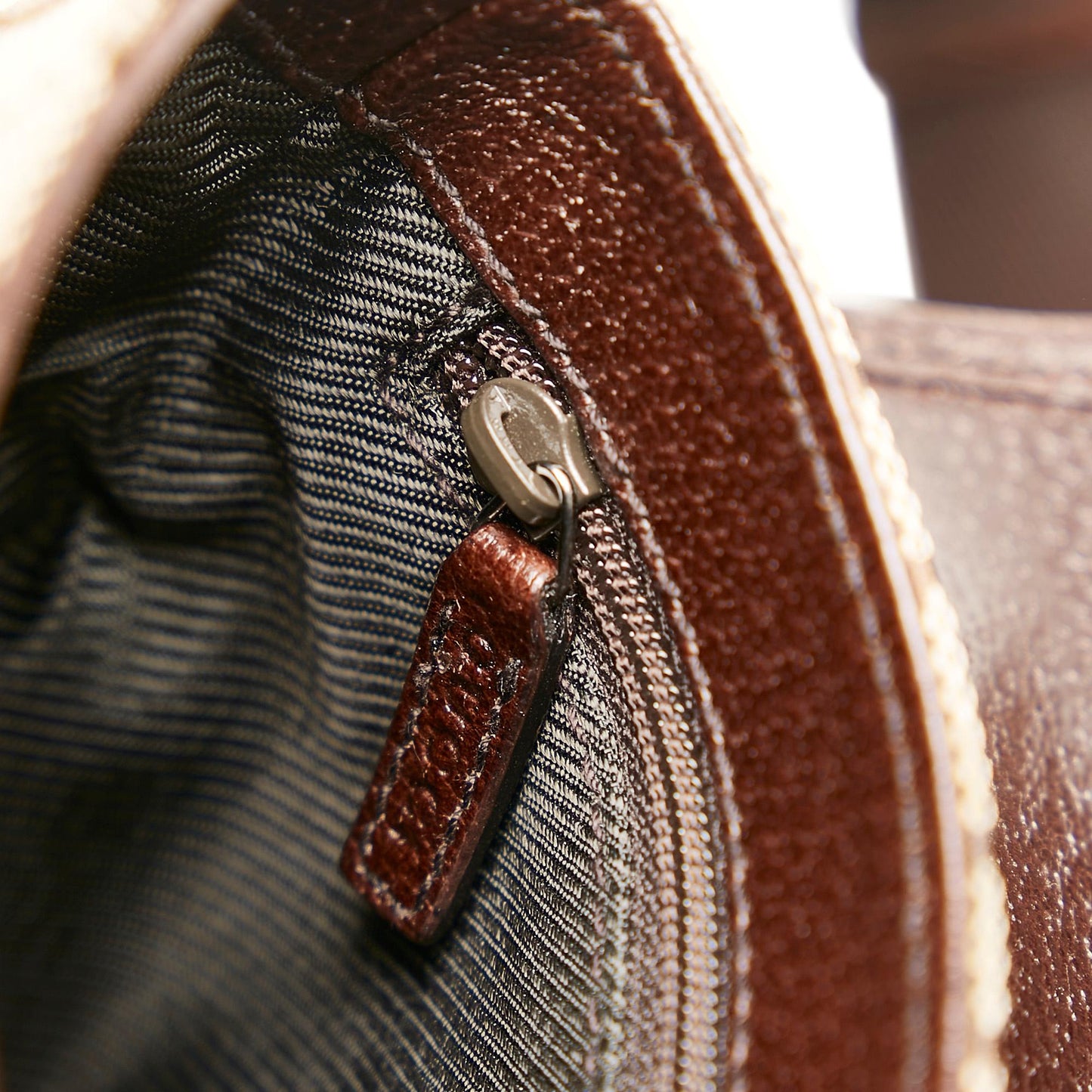 Gucci GG Canvas Jackie Belt Bag (SHG-2ZRcec)