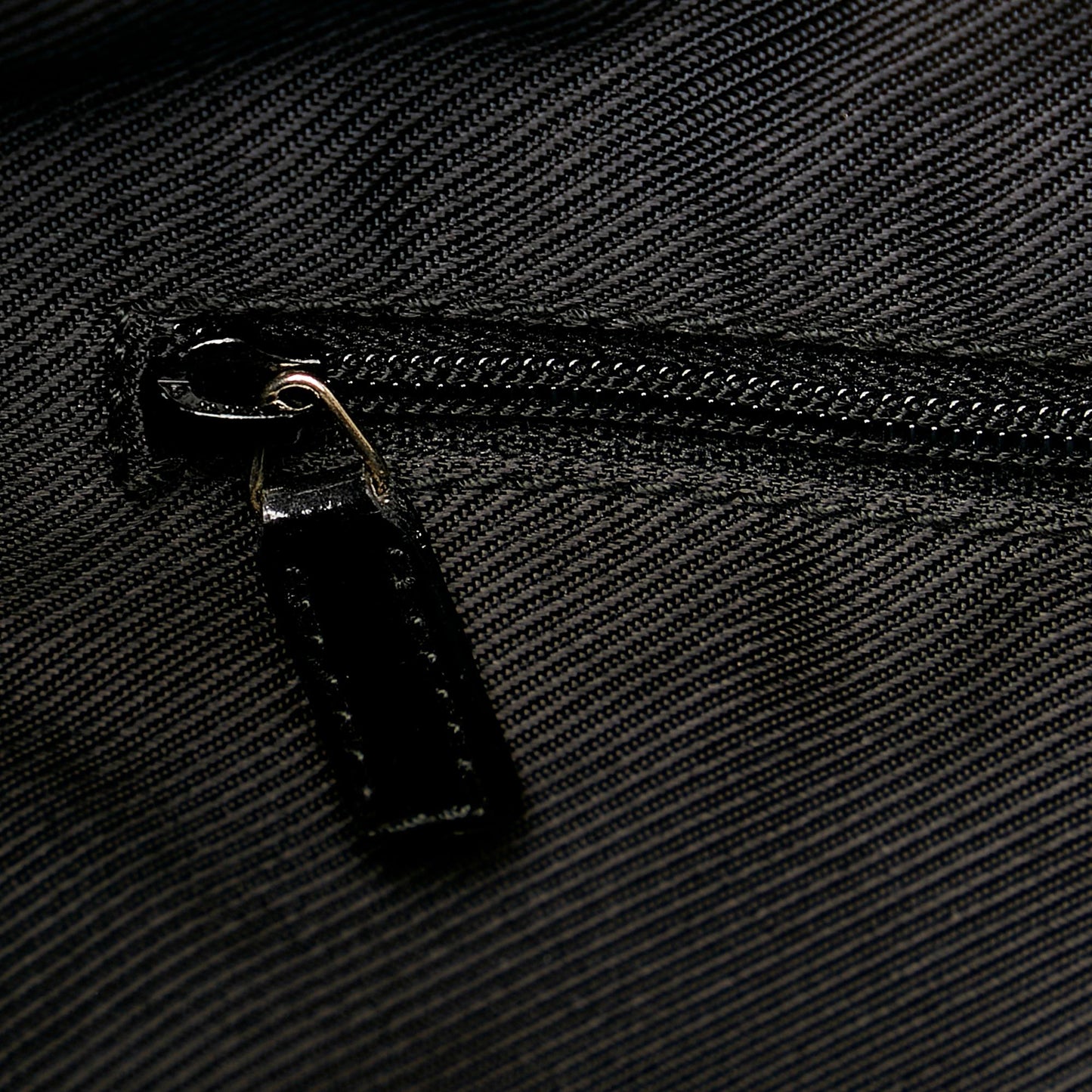 Gucci GG Canvas Shoulder Bag (SHG-34874)