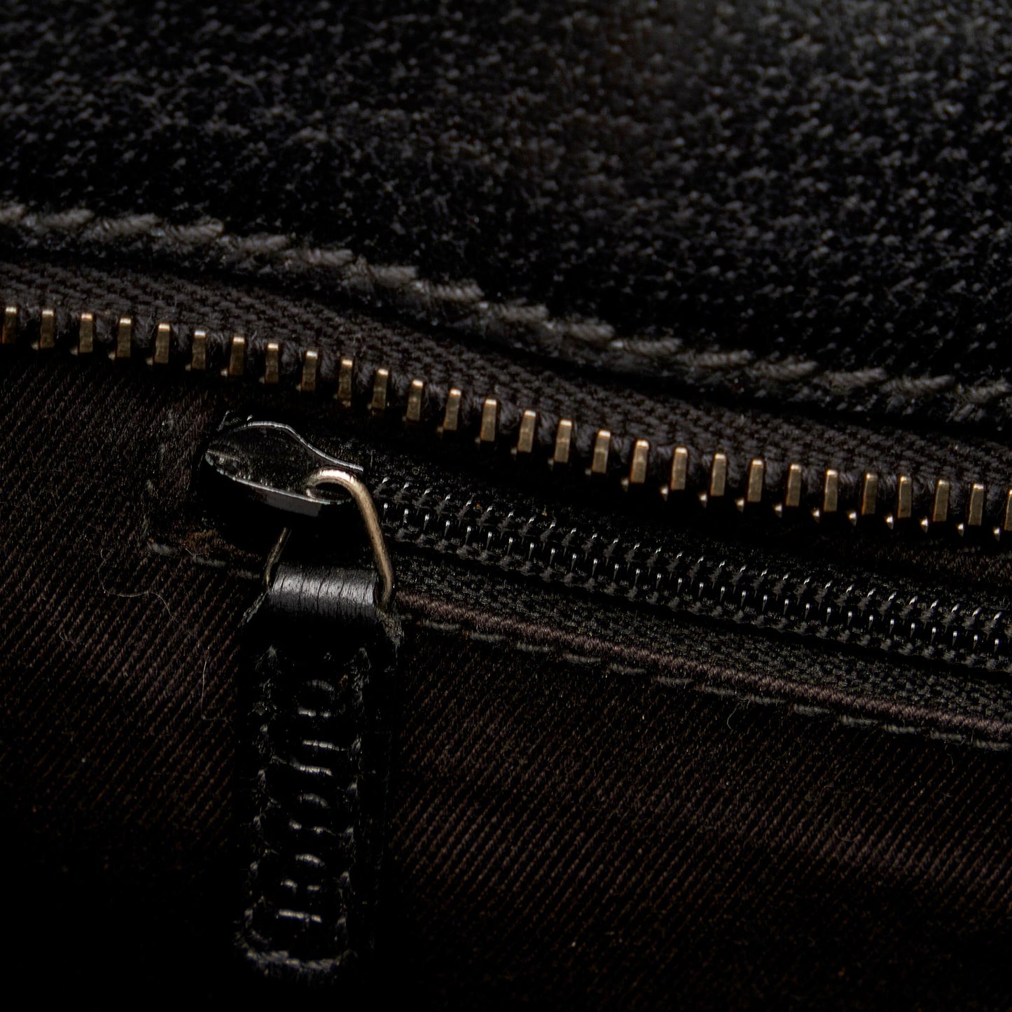 Gucci GG Canvas Tote (SHG-JFwITP)