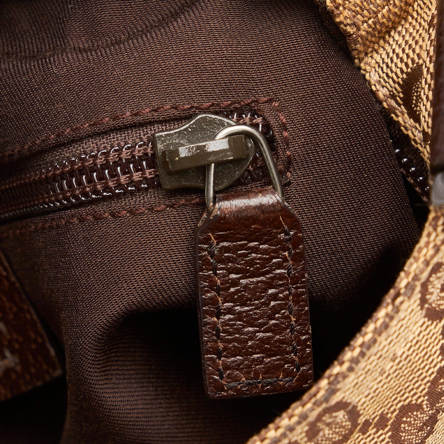 Gucci GG Canvas Web Crossbody (SHG-qQuh6s)