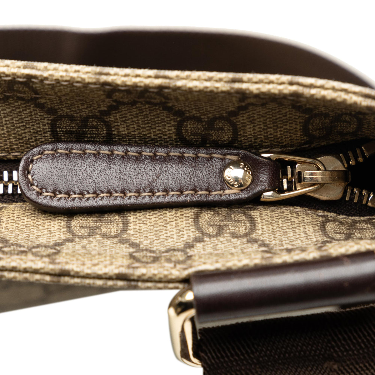 Gucci GG Supreme Crossbody (SHG-uomJwa)