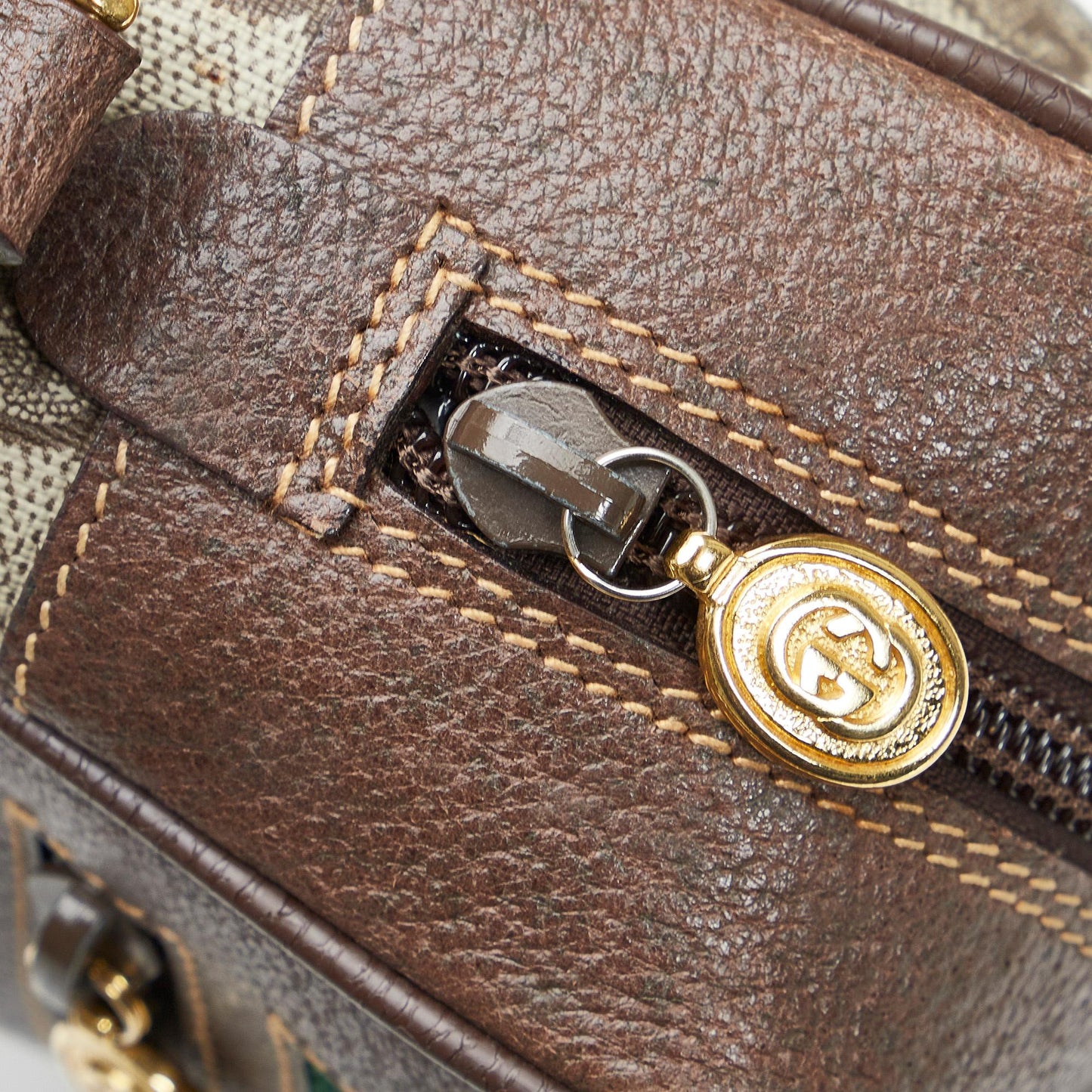 Gucci GG Supreme Web Crossbody (SHG-Dazr8b)