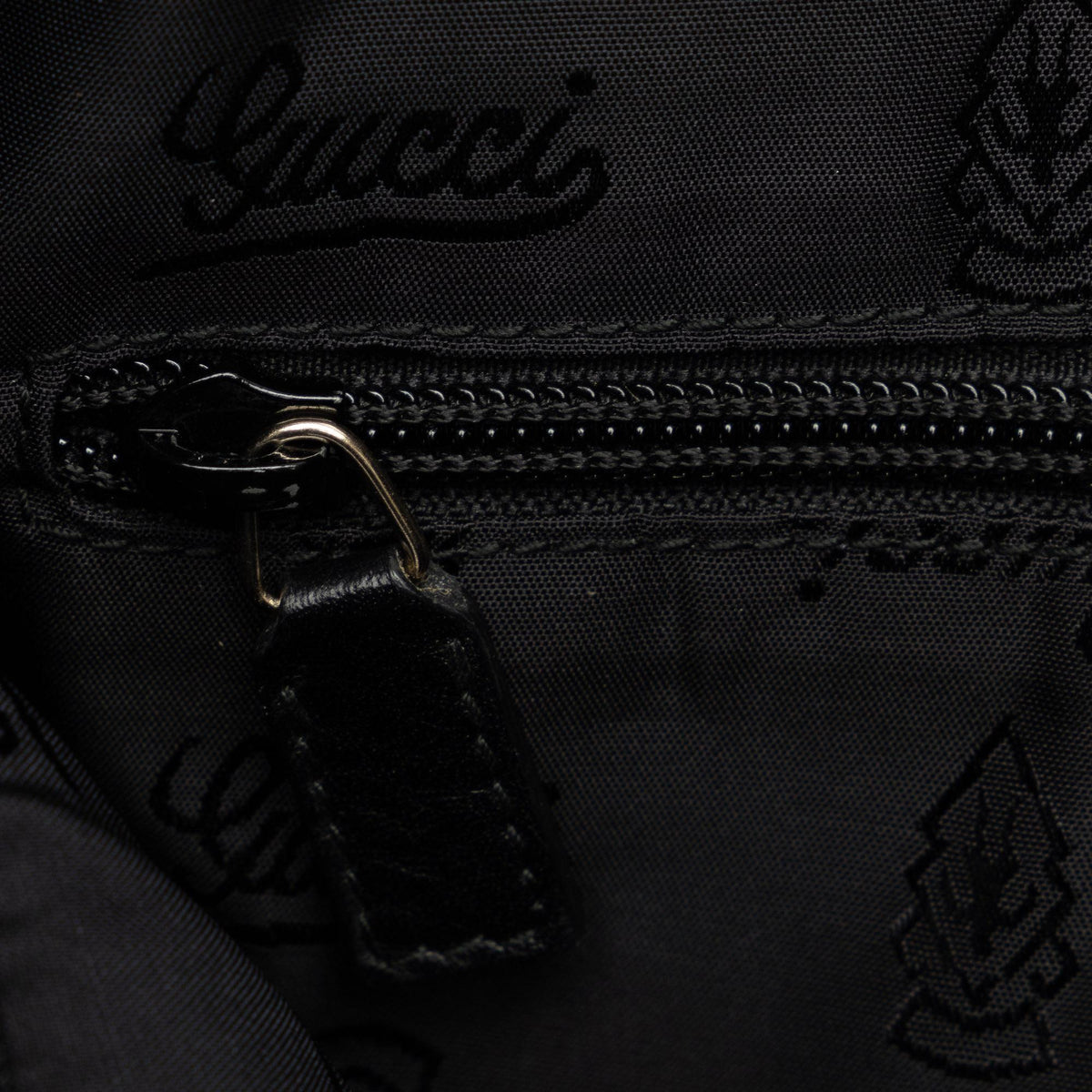Gucci Guccissima Crossbody (SHG-KNB2JH)