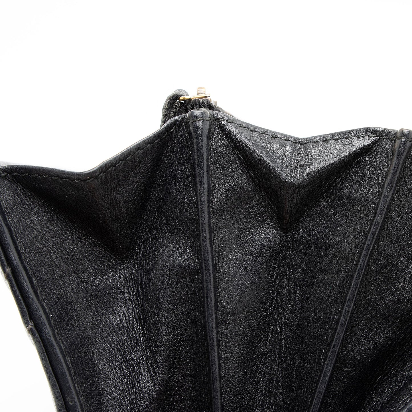 Gucci Matelasse Leather GG Marmont Mini Chain Shoulder Bag (SHF-KHf4XN)