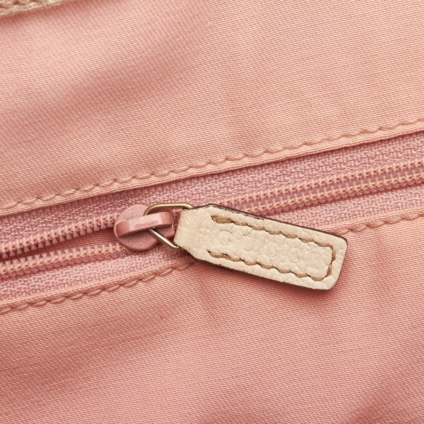 Gucci Small D-Ring Leather Tote Bag (SHG-37756)