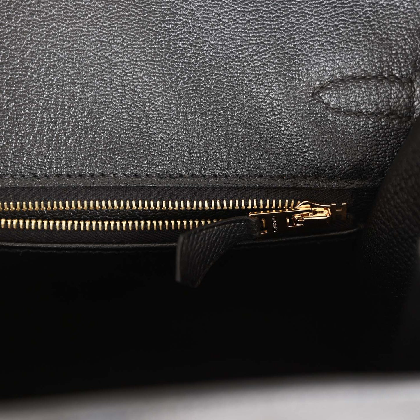 Hermes Birkin 25 Sellier Black Epsom Gold Hardware