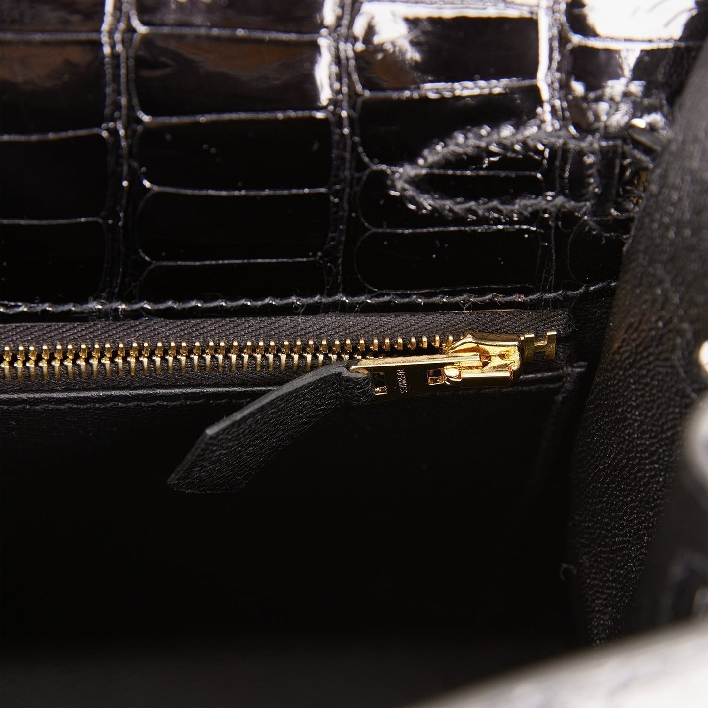 Hermes Kelly 25 Sellier Black Shiny Alligator Gold Hardware