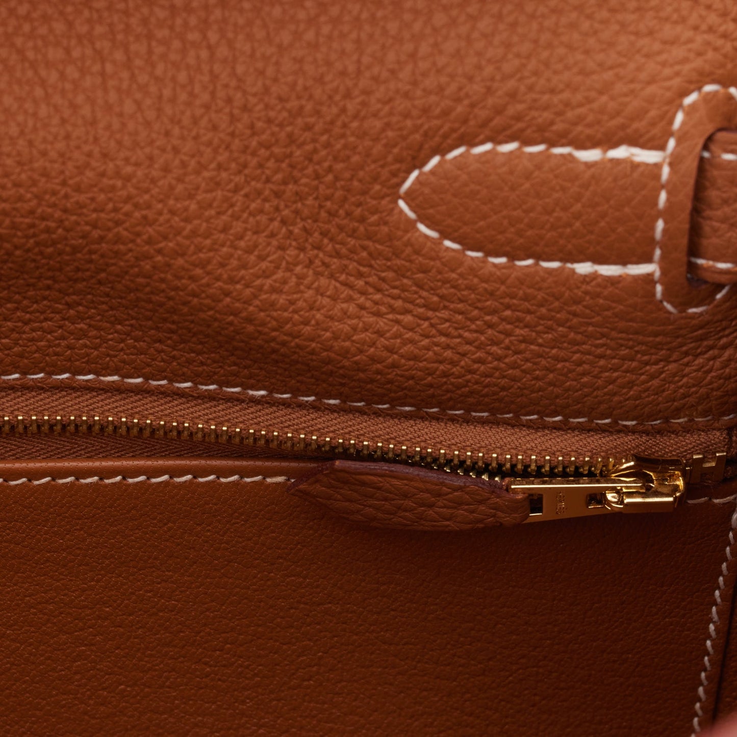 Hermes Kelly 28 Retourne Gold Togo Gold Hardware