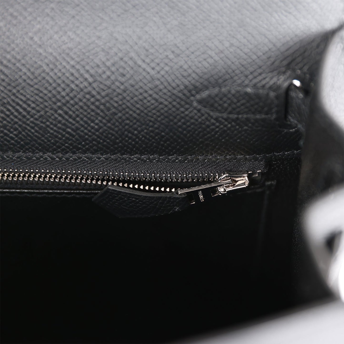 Hermes Kelly 25 Sellier Black Epsom Palladium Hardware