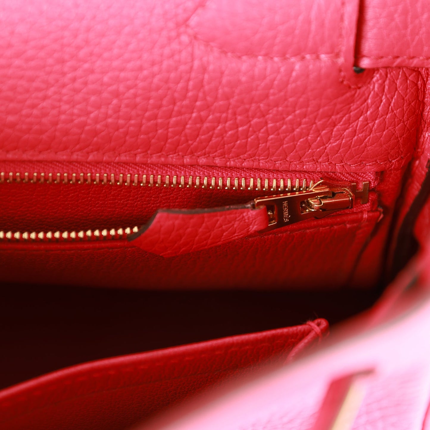 Hermes Kelly 28 Retourne Rose Extreme Clemence Gold Hardware