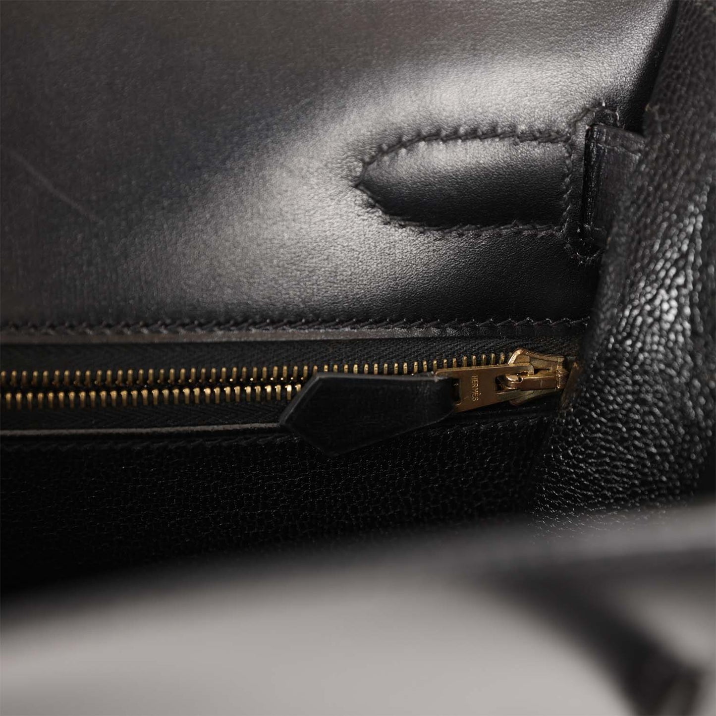 Hermes Kelly 32 Sellier Black Box Gold Hardware