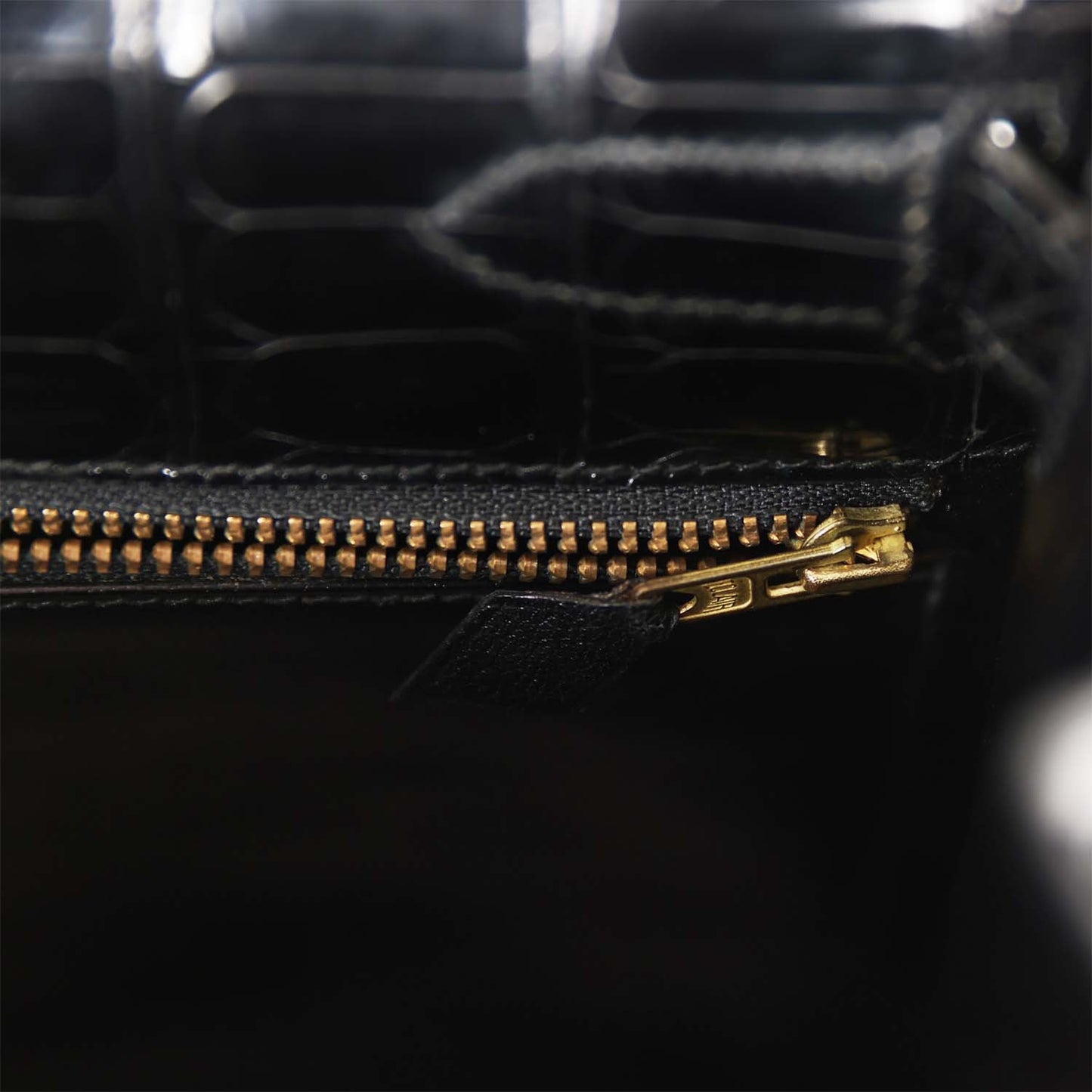 Hermes Kelly 32 Sellier Black Shiny Niloticus Crocodile Gold Hardware