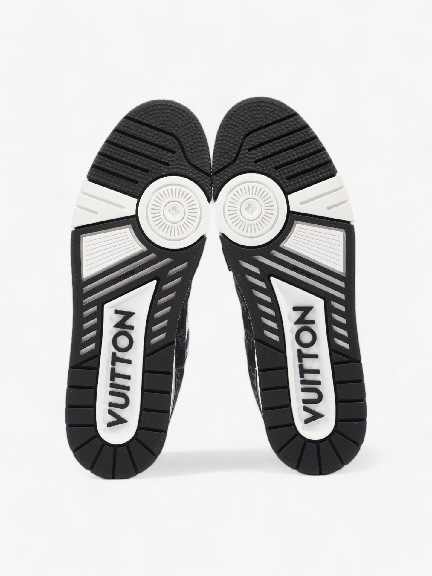 Louis Vuitton LV Trainers Black / White Leather EU 46 UK 11
