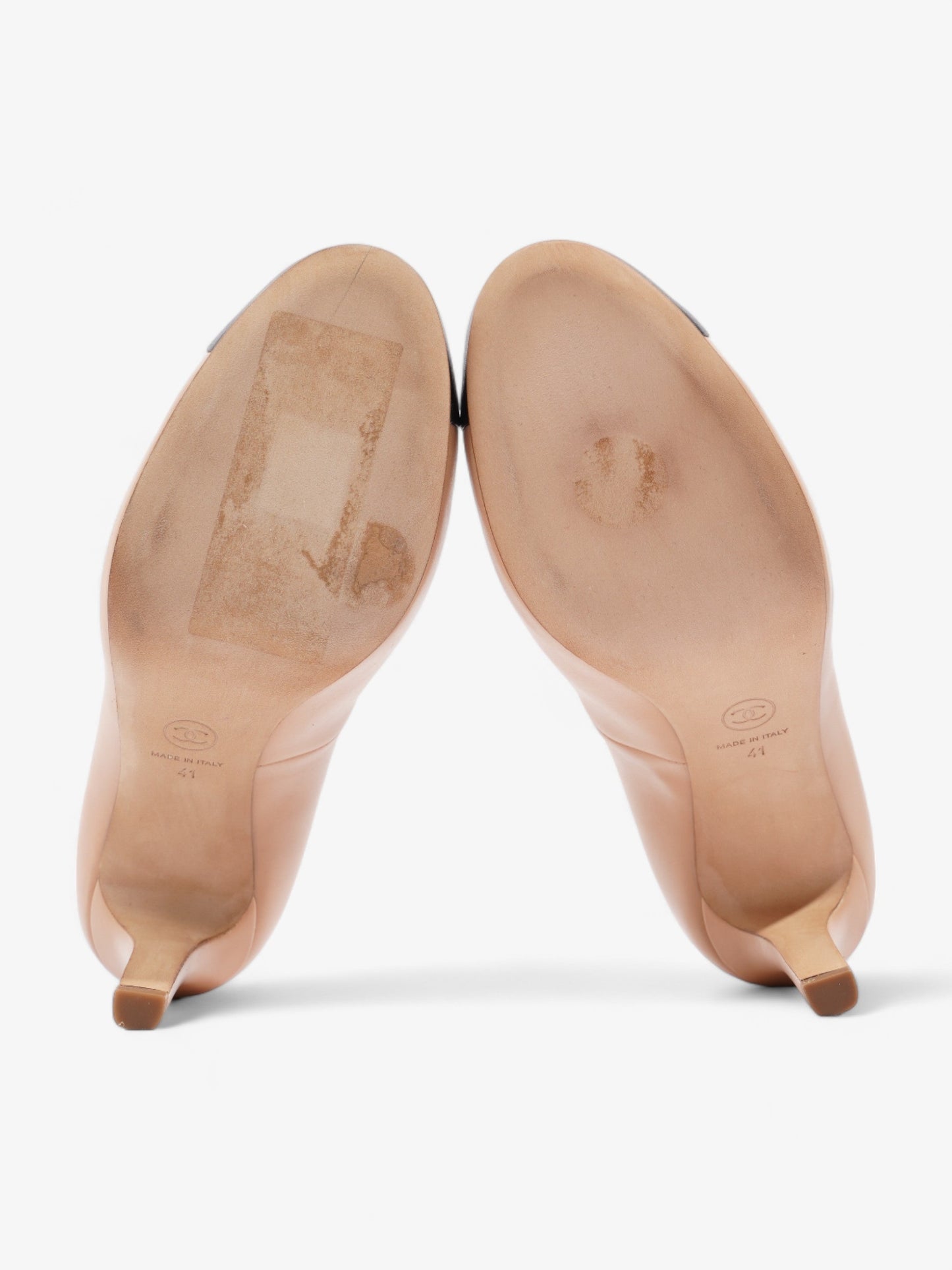 Chanel CC Cap Toe Heels 110 Nude / Black Leather EU 41 UK 8