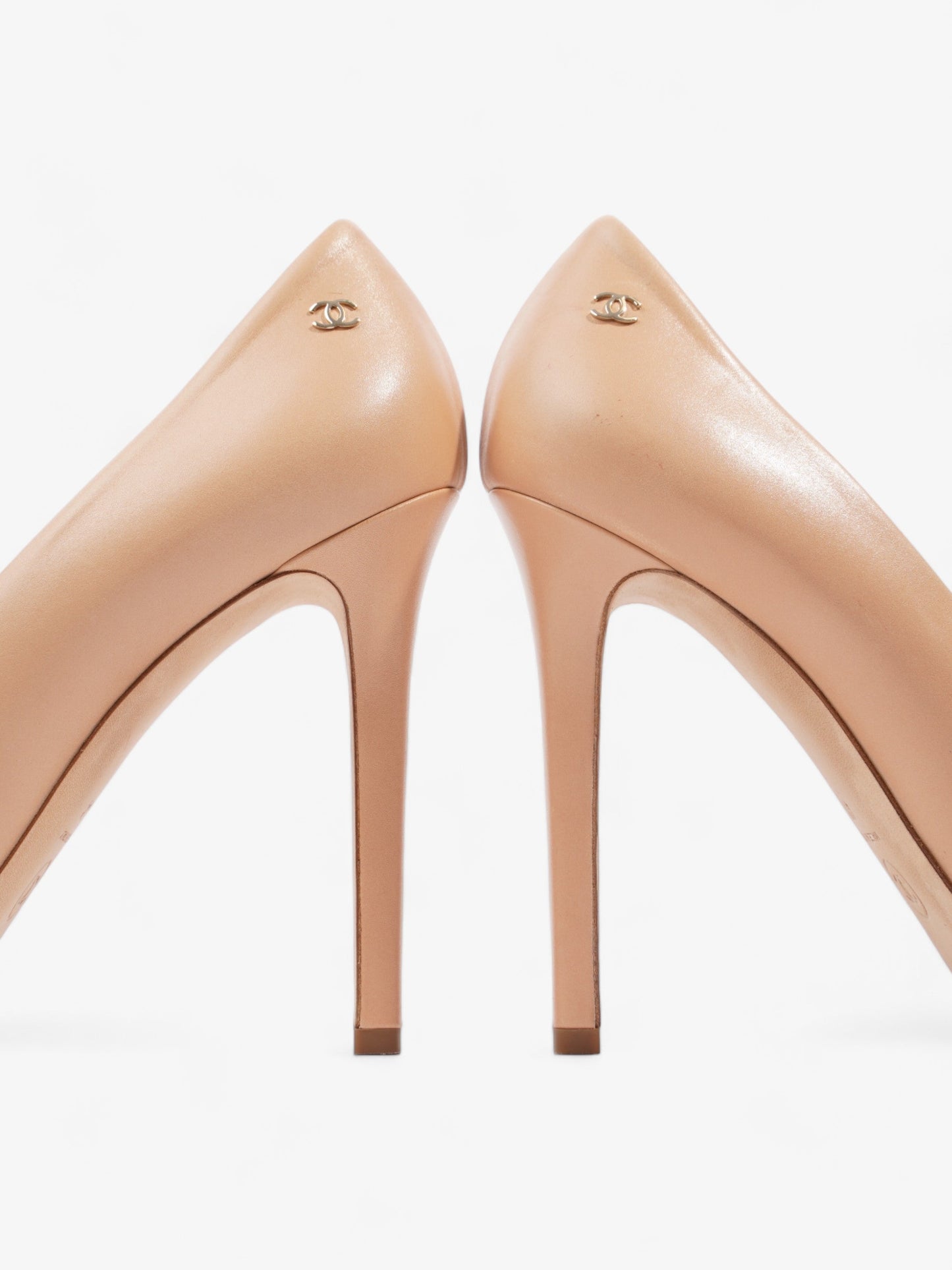 Chanel CC Cap Toe Heels 110 Nude / Black Leather EU 41 UK 8